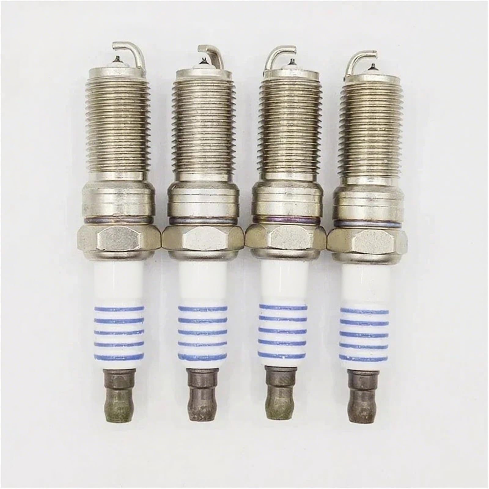 Candela di accensione per auto 4 PEZZI PER CANDELA PER FORD FIESTA 1.5 - .6 / PER PER FOCUS 2.0 ANNO 2012 2016 Sostituzione