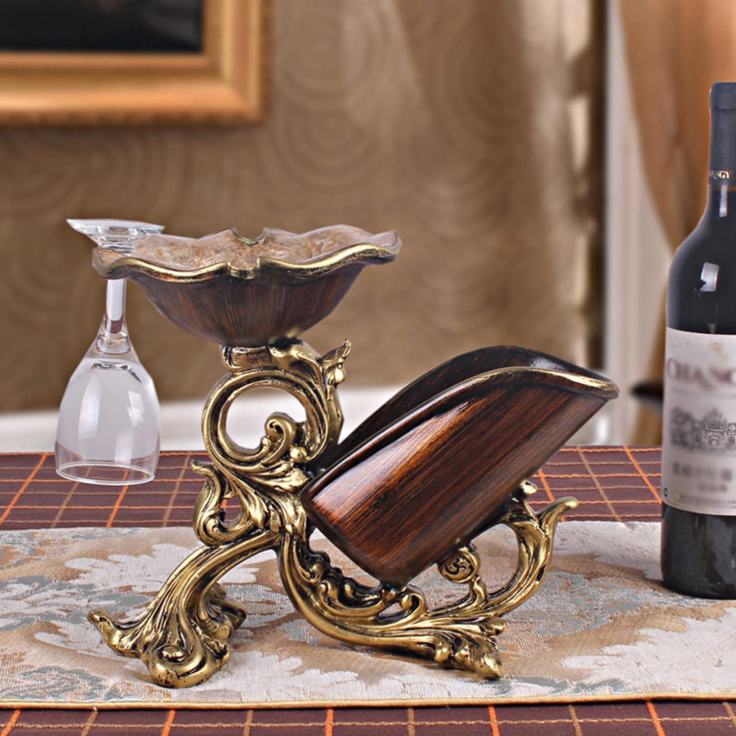 Soporte de Botella de Vino de Lujo, Estante de Soporte de Vino de Resina Retro con Orificio Colgante de 3 Copas, decoración de Mesa multifunción, decoración de Adorno