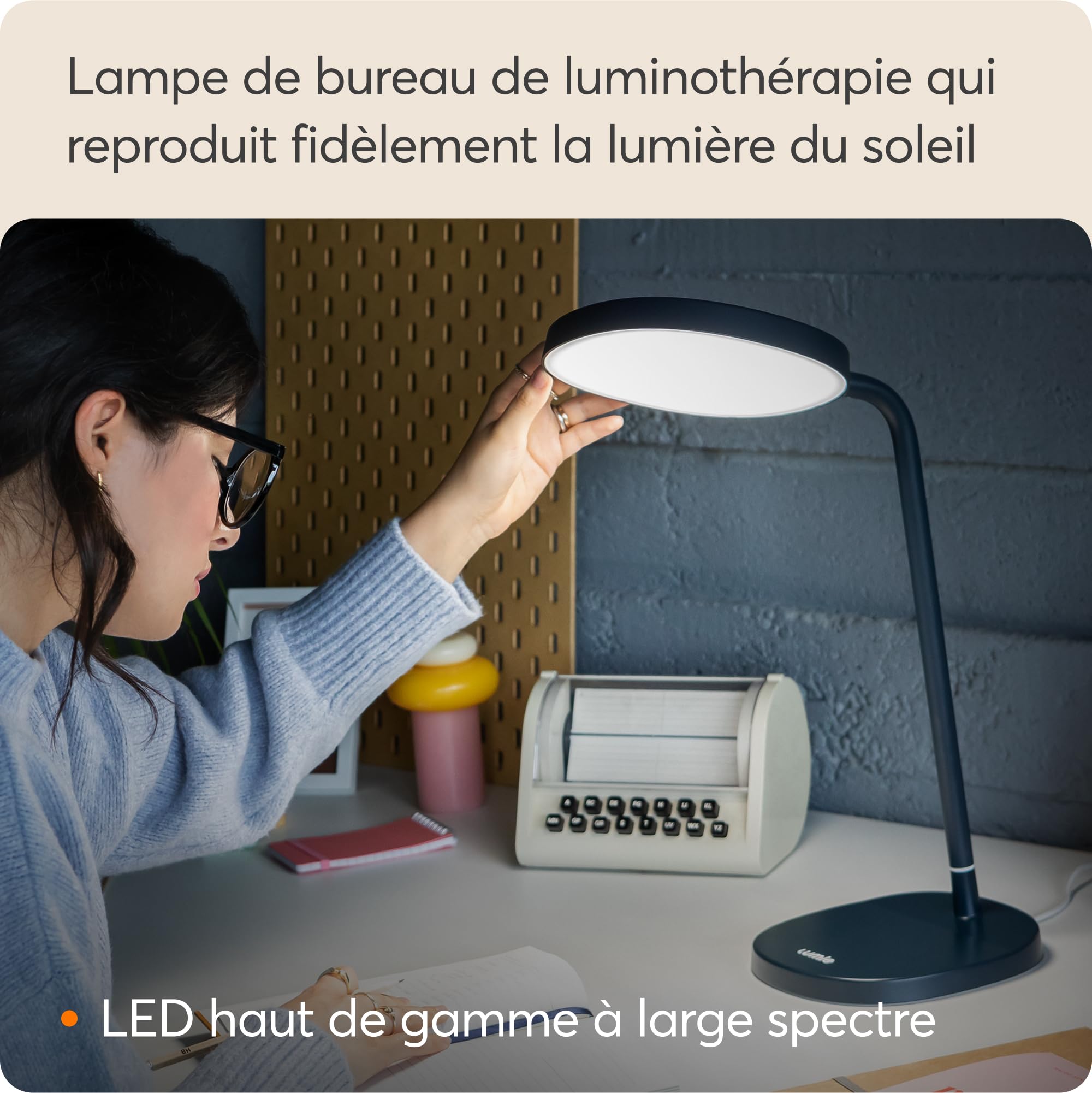 Lumie Task | Lampe LED thérapie lumineuse, réglable, anti-déprime hivernale, éclairage cristallin, confort visuel, meilleure humeur et énergie | Bleu Charbon