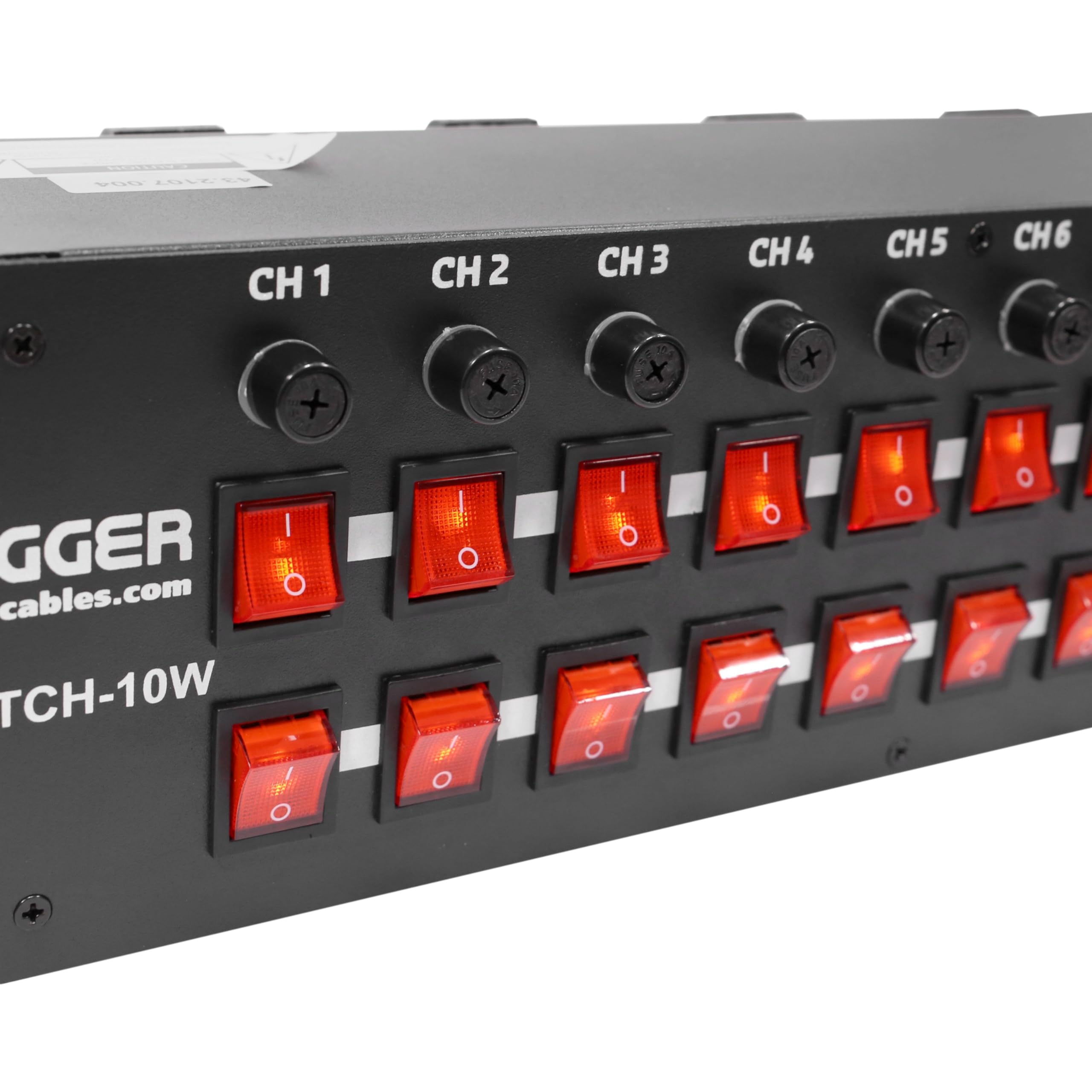 Boitier répartiteur 10 canaux Dispatch-10W Plugger. 10 Sorties 220V, avec 10 interrupteurs indépendants, 10 Boutons Flash, Protection par fusible. Format Rack 19".