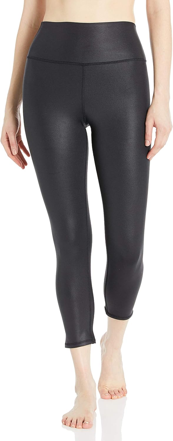 Alo Yoga Women's High Waist Airbrush Capri Legging: Clothing
