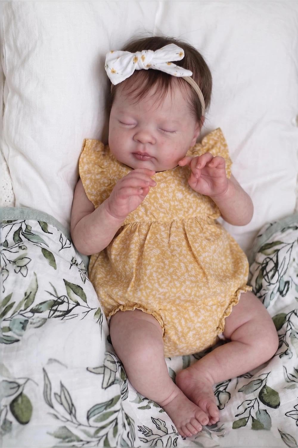 Zero pam Reborn Baby Mädchen Esenia Augen Zu, 19 Zoll 48 cm Reborn Puppe Mit Haaren Lebensechte Reborn Puppen Aus Stoff Wie EIN Echtes Baby Geschenksets Für Kinder Ab 3 Jahren
