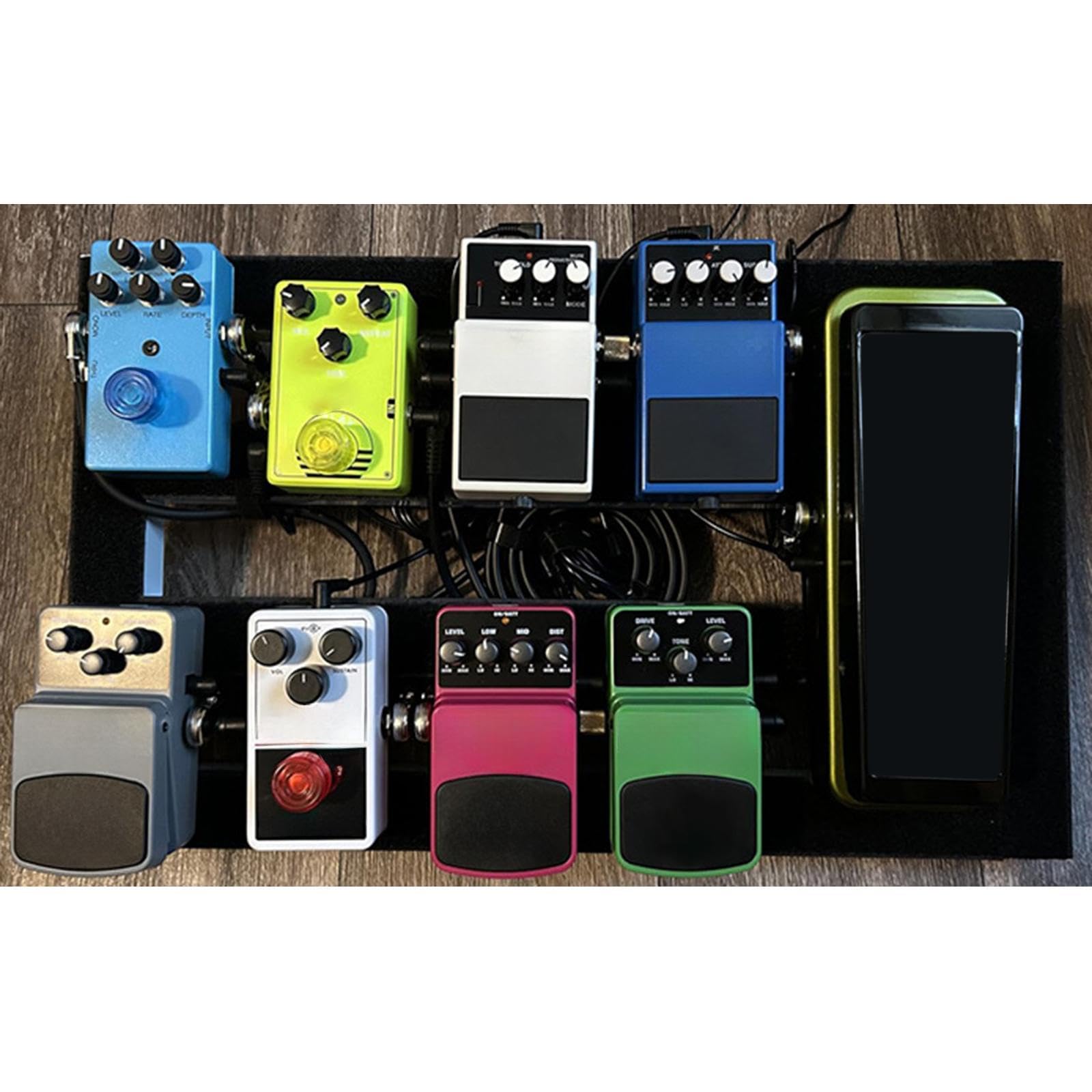 Milageto Pedalera para Guitarra con Tablero de Efectos Diseño Ligero en Aluminio Función de Fijación de Pedal Y Fácil Transporte Adecuada para Bandas Prácticas, 56x32cm