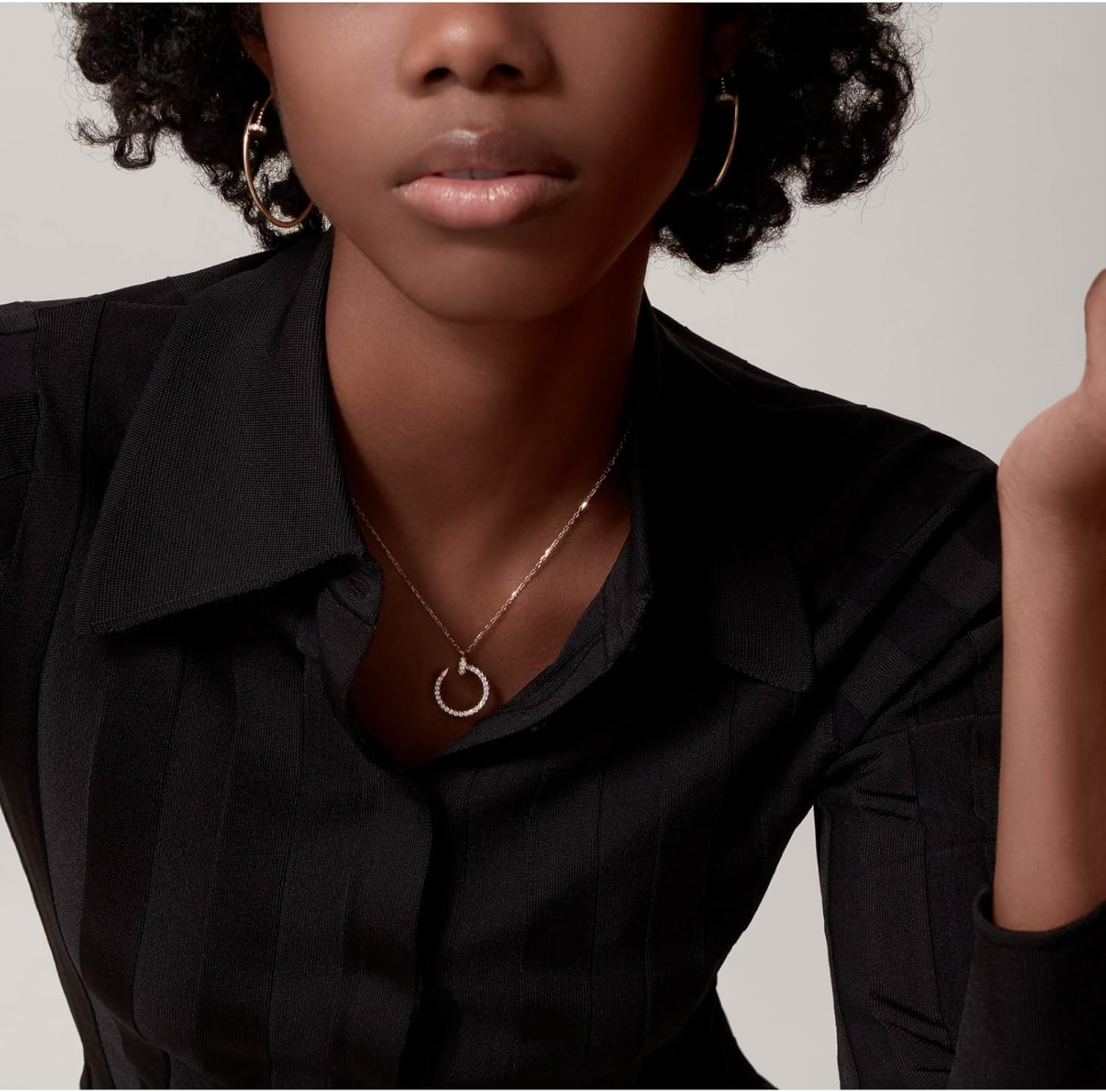 BUENAVO 18K Gold Plated Couple Necklace, Elegant Stud Design, Fashionable Valentine's Day Jewelry Gift, Elegant Gold Nail Necklace For Women Merge - Image 4