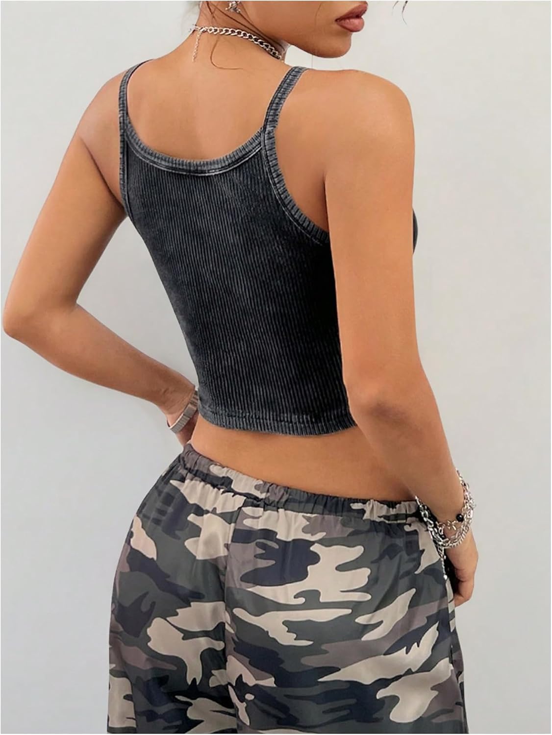 SOLY HUX Women's Ribbed Knit Camisole Sleeveless Fitted Crop Tops Spaghetti Straps Tank Shirts - Image 3