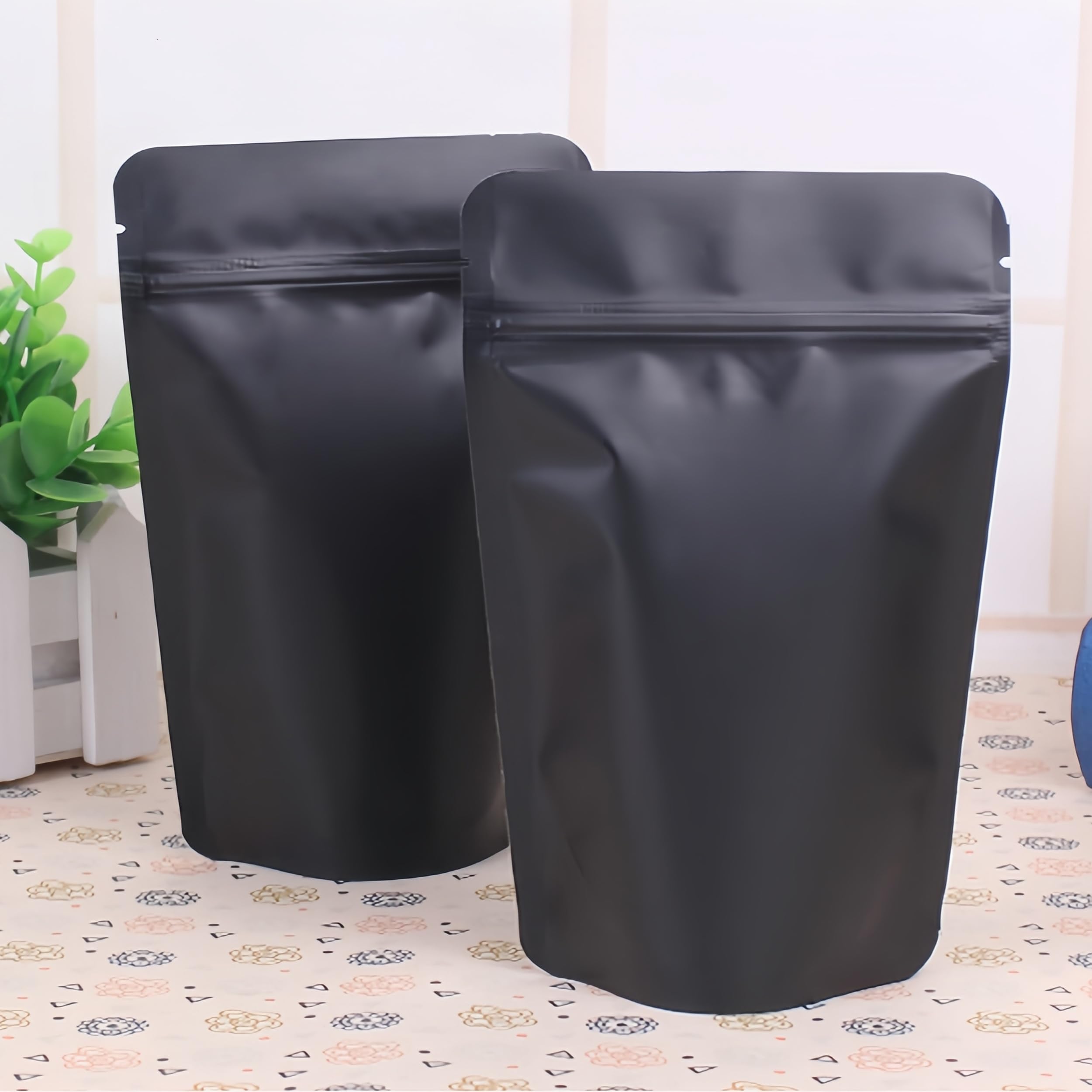 Mylar-Beutel, Wiederverschließbare Beutel, Stehend, Aluminiumfolie, Schwarz, Lebensmittelbeutel, Geruchsdicht, Cali Bags 3.5 g, Mylar Bags für die Lagerung von Lebensmitteln (schwarz, 18x26cm - 50pcs