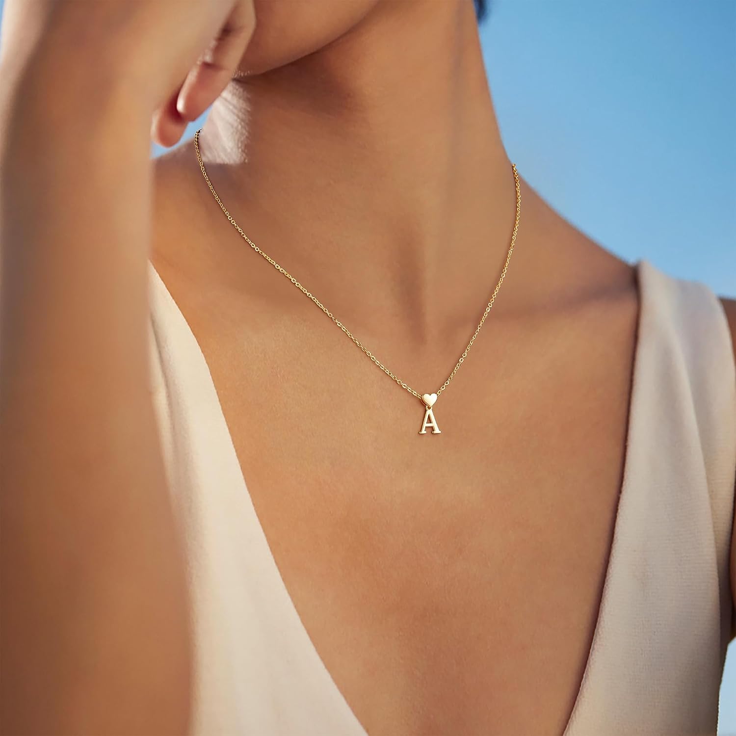 Turandoss Heart Initial Necklaces for Women, Dainty 14K Gold Plated Letter A-Z Pendant Necklace Personalized Alphabet Name Jewelry Mother's Day Anniversary Birthday Gifts for Girlfriend