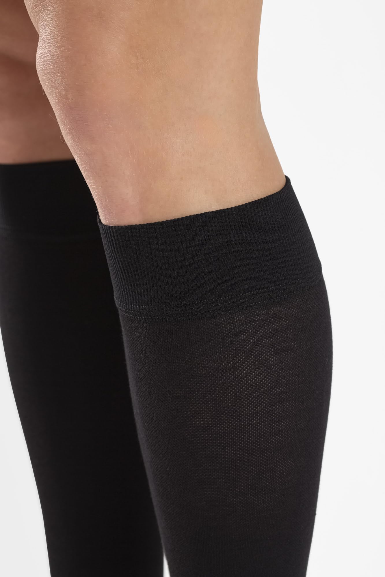 Relaxsan M1050A calcetines punta abierta hasta la rodilla de algodón médico de clase 1 - K1 compresión graduada