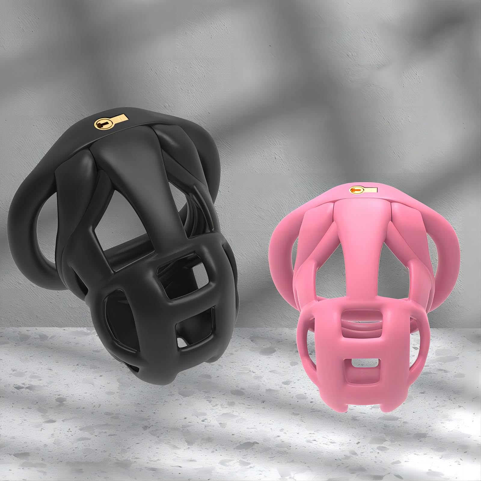 Cage de Chasteté Pénis Sex Toys Chastity Cage pour Pénis avec 4 Anneaux Différents Ceintures de Chasteté avec Serrures Invisibles pour Immobiliser Les Pénis d'Hommes Respirante et Légère (Black,L)