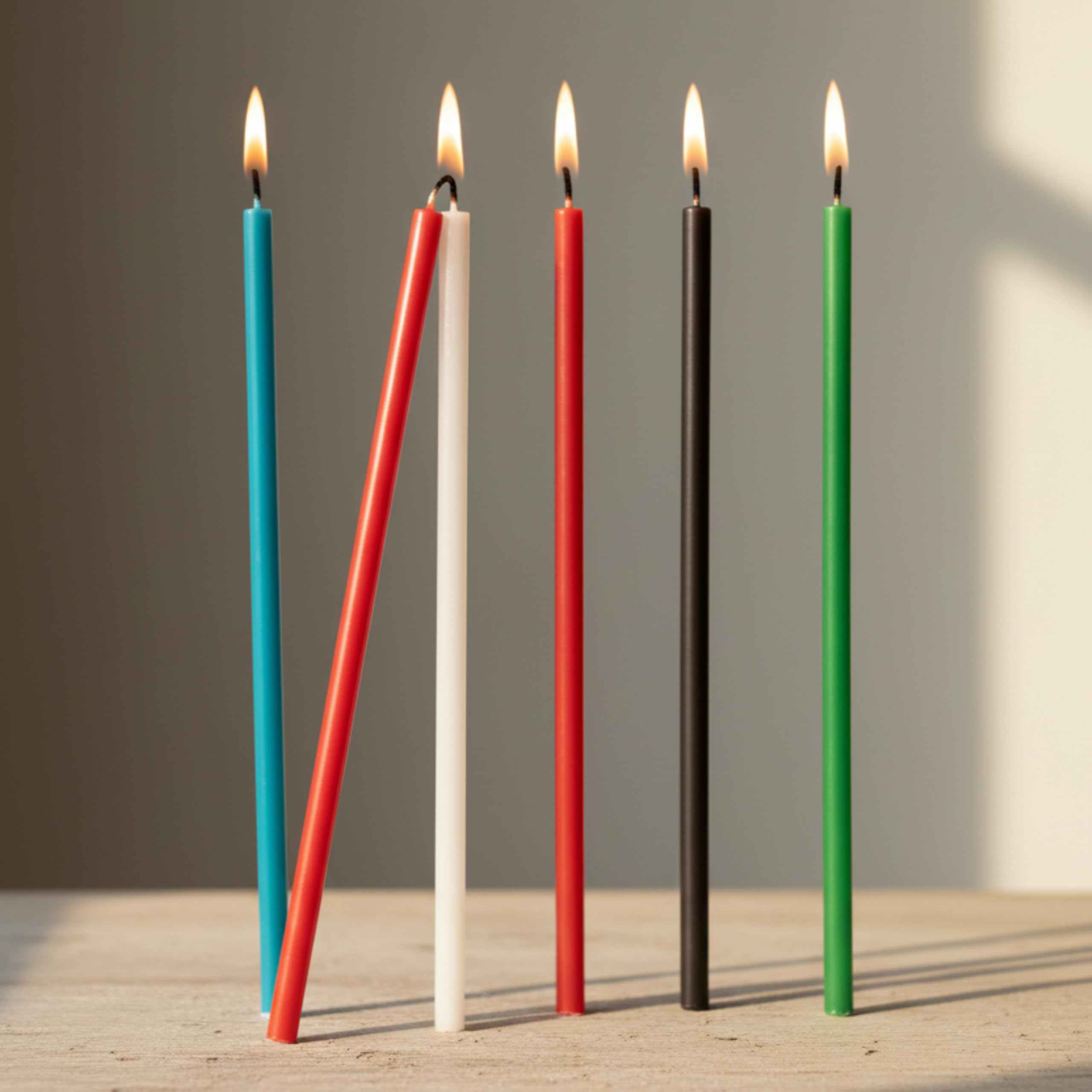 250 Dünne Bienenwachs Ritualkerzen Farbig – Multicolor Set für Meditation & Yoga – 16 cm x Ø 5 mm, Rauchfrei, 40 Min Brenndauer - CanBee