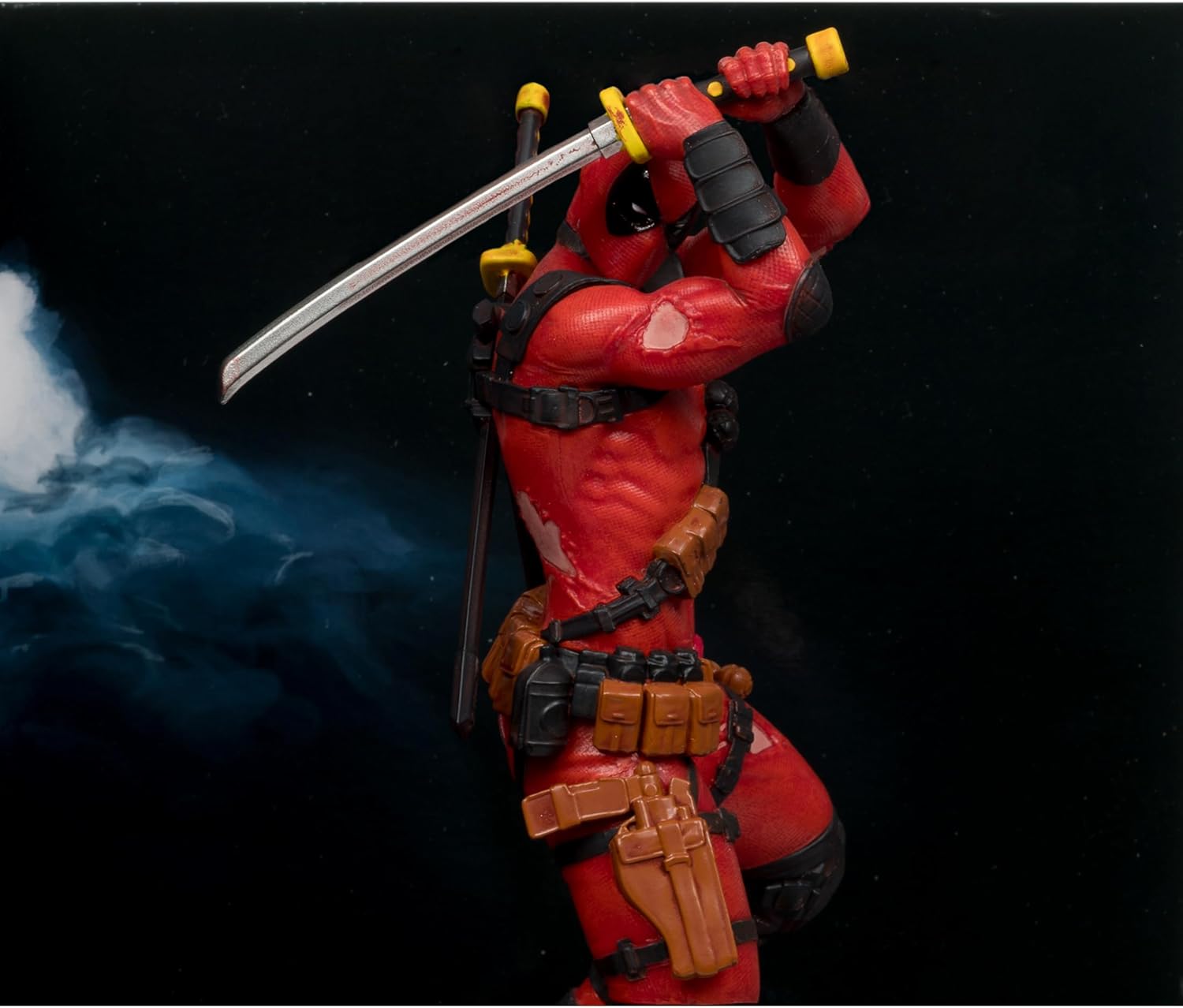 McFarlane Toys - Marvel Deadpool 1:10th Scale Collectible with Scene (Deadpool #1)