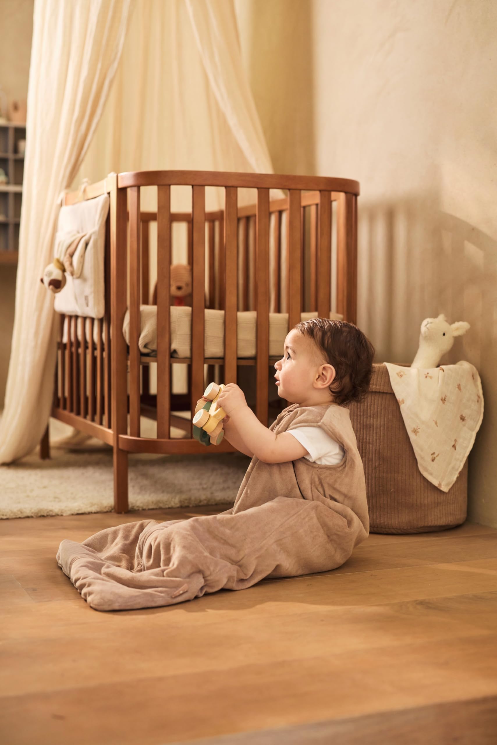 Jollein Schlafsack Baby - 90 cm - Velvet - Milky Coffee - Baumwolle - 2.0 TOG - Ohne Ärmel - Oeko-TEX Zertifiziert - Baby Schlafsack - Für Frühling & Herbst