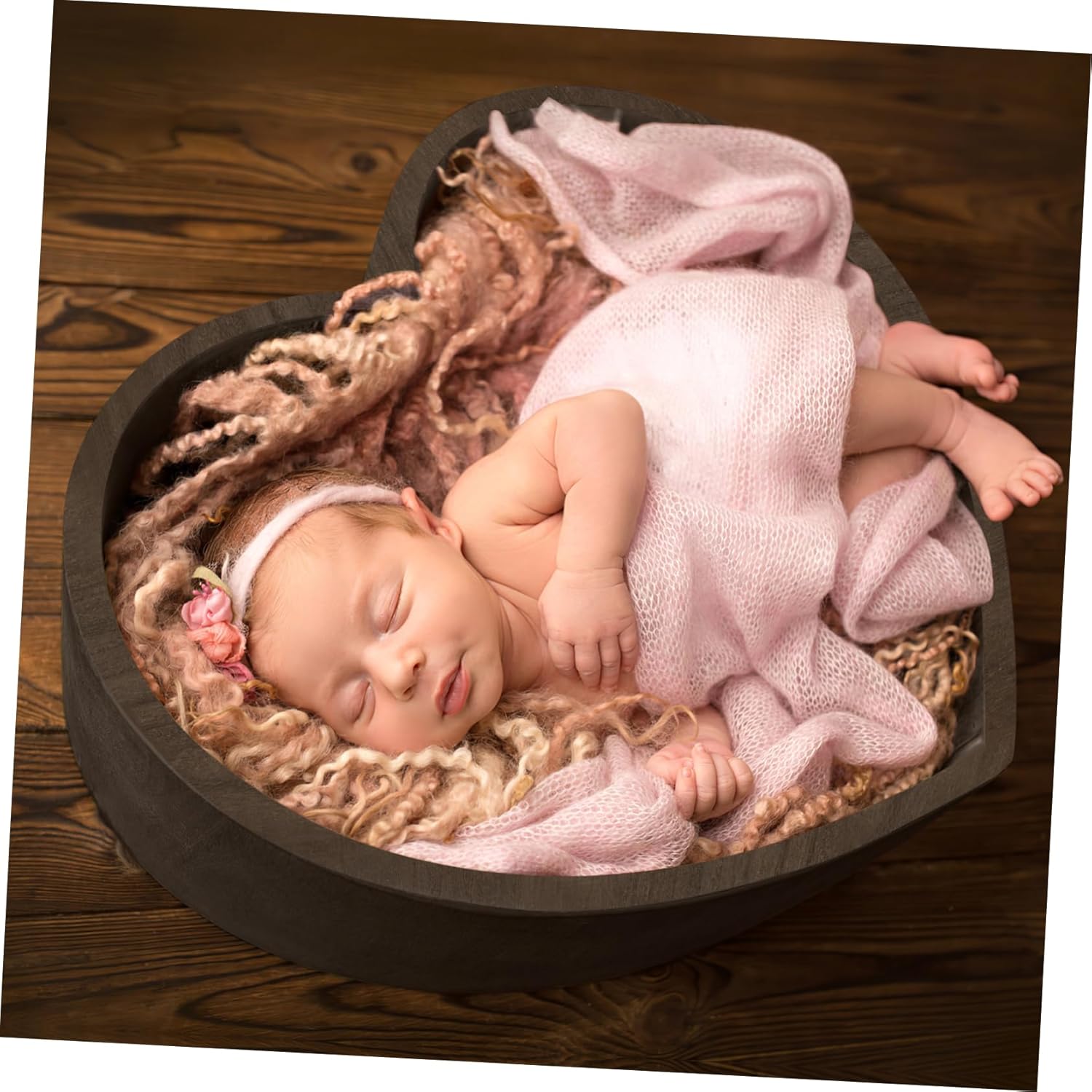 1Pc Heart Shaped Posing Basket Wooden Photography Prop for Newborn Photo Shoots Versatile Studio Posing Case for Photography and Home Decor