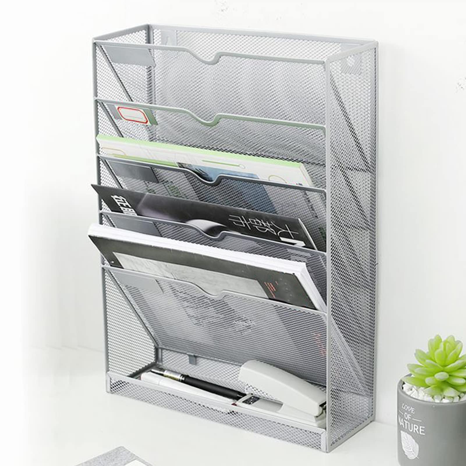 Tissting Wand Zeitungshalter 5 Etagen Metall Netz Prospekthalter mit Klebehaken, Desktop Vertikaler Zeitschriften Document Organizer A4 Papierhalter für Zeitungsordner Mails(Silber)
