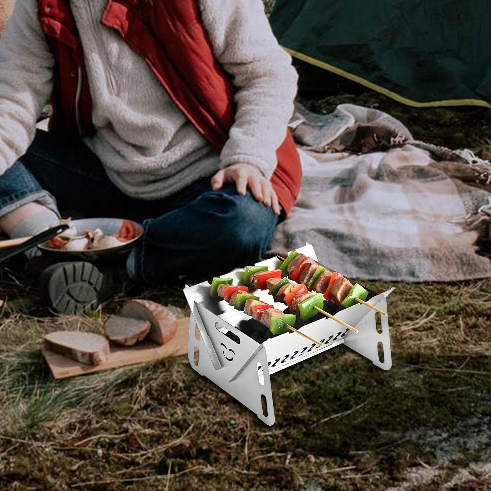 Przenośny grill na węgiel drzewny – lekki grill stołowy na kemping, piknik, imprezy, tylną klapę, podwórko, ogród, plażę i gotowanie na świeżym powietrzu