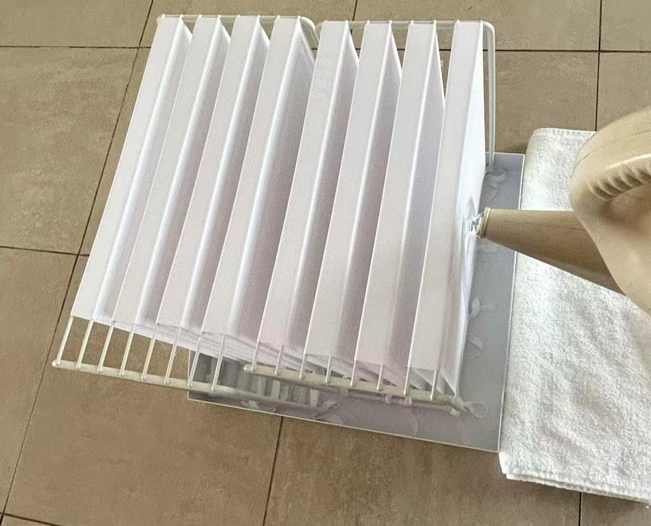 VecoCuby Up to 12 L/Day 1500 sq-ft High Throughput Non-Electric Evaporative Humidifier TWIN-HT3G (Optional Cloth Wicks Pre-installed: Partly)