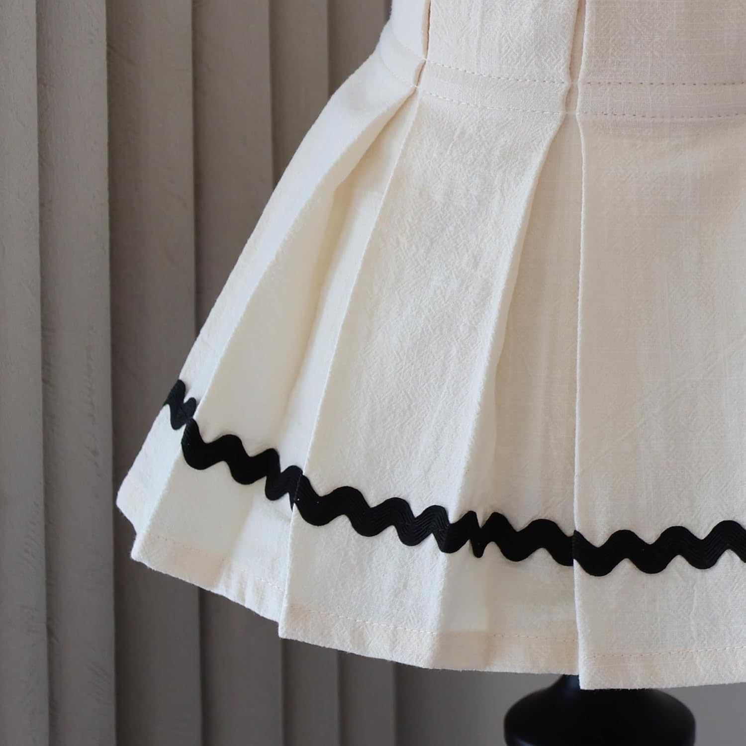 Pleated Fabric Lamp Shade with Bulb Clip Adapter, Detachable & Washable Cotton Lampshade for Table Lamps & Floor Light, Small/Medium for Farmhouse, French Country Decor (5"x9"x7", White)