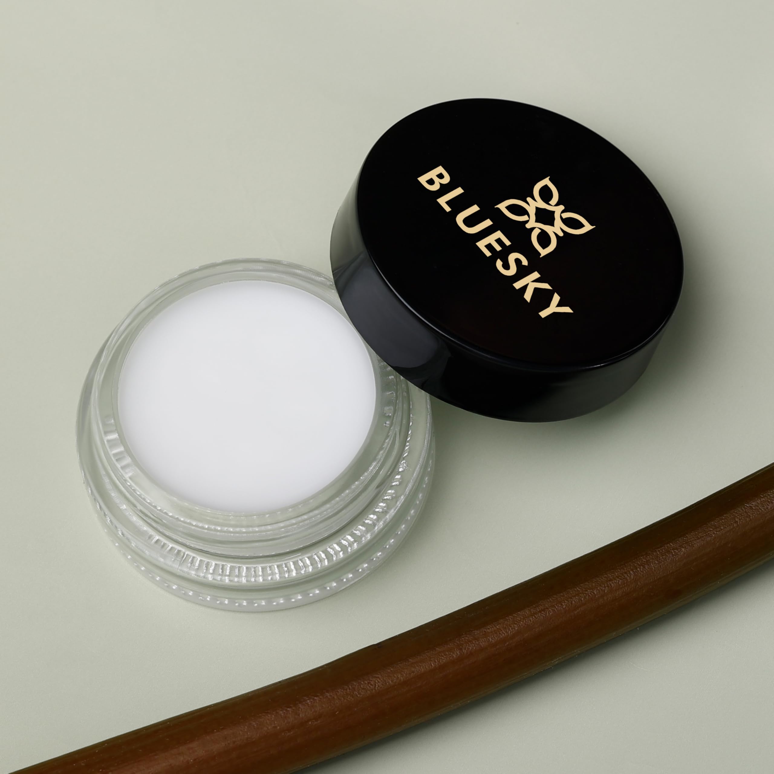BLUESKY Kremowe perfumy Loyal 6 g, mocne perfumy dla kobiet, ciepły, pudrowy zapach drzewa sandałowego, kremowa tekstura balsamu, idealna w podróży i do torebki