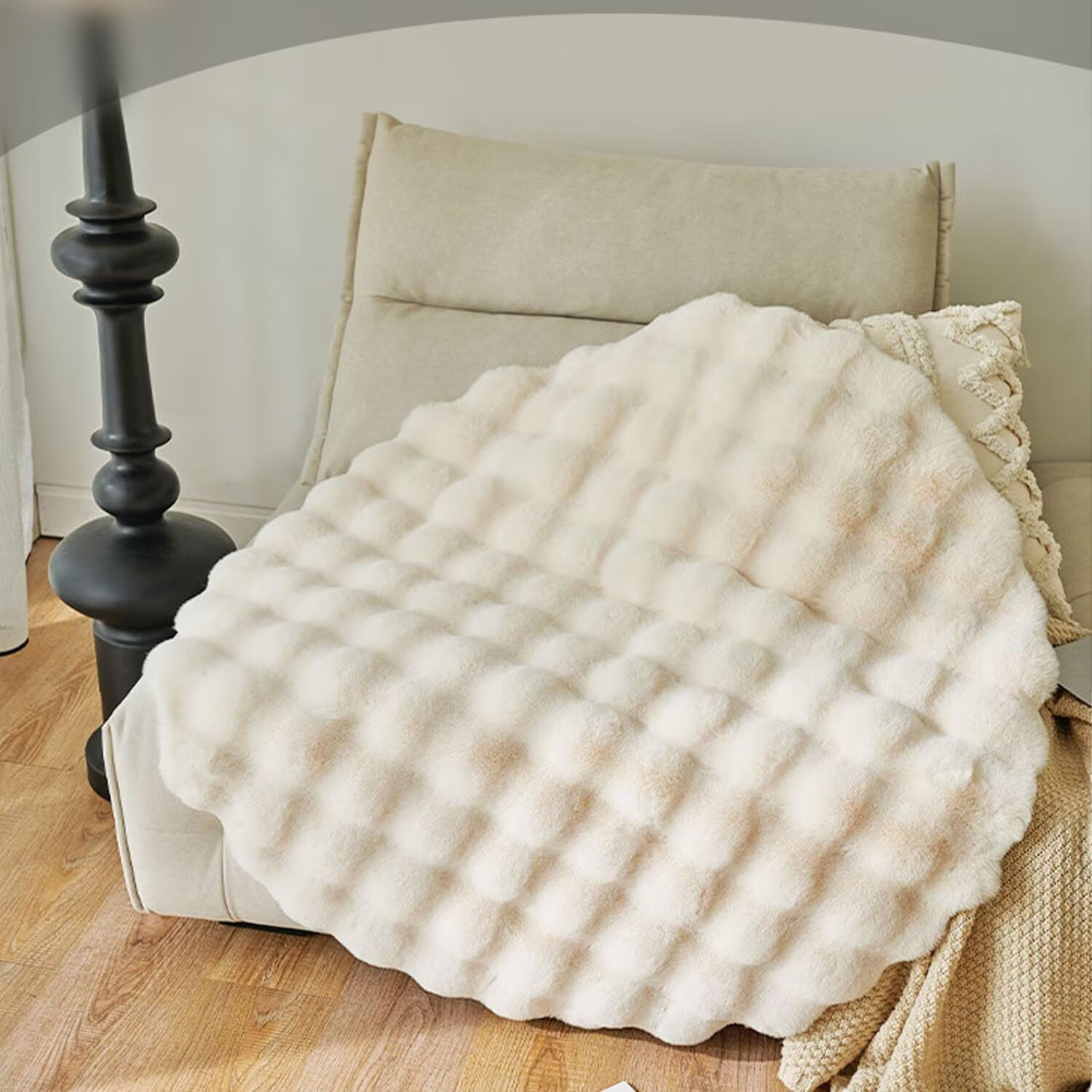 Teppich Rund, Waschbar Rutschfester Flauschiger Fellteppich Rund für Wohnzimmer Kinderzimmer Kinderzimmer Schlafzimmer, Bettvorleger High-Pile Carpet, Beige 140cm
