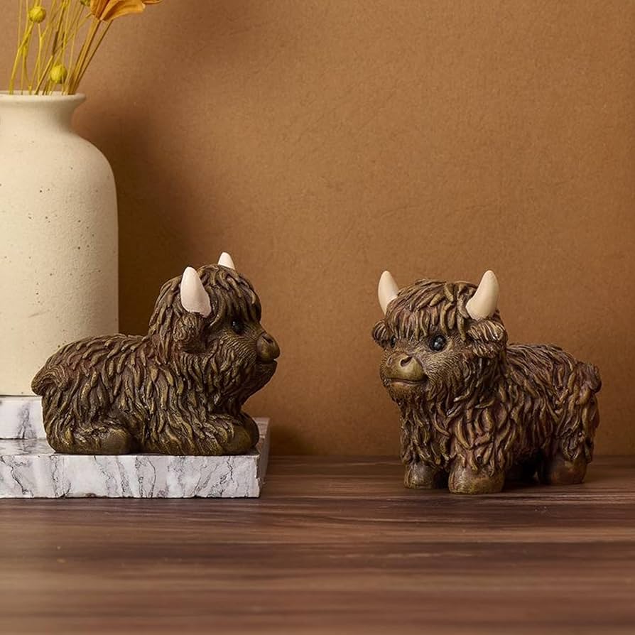 Amazon.co.jp: かわいいミニシミュレーション子牛の飾り、ミニ子牛の像