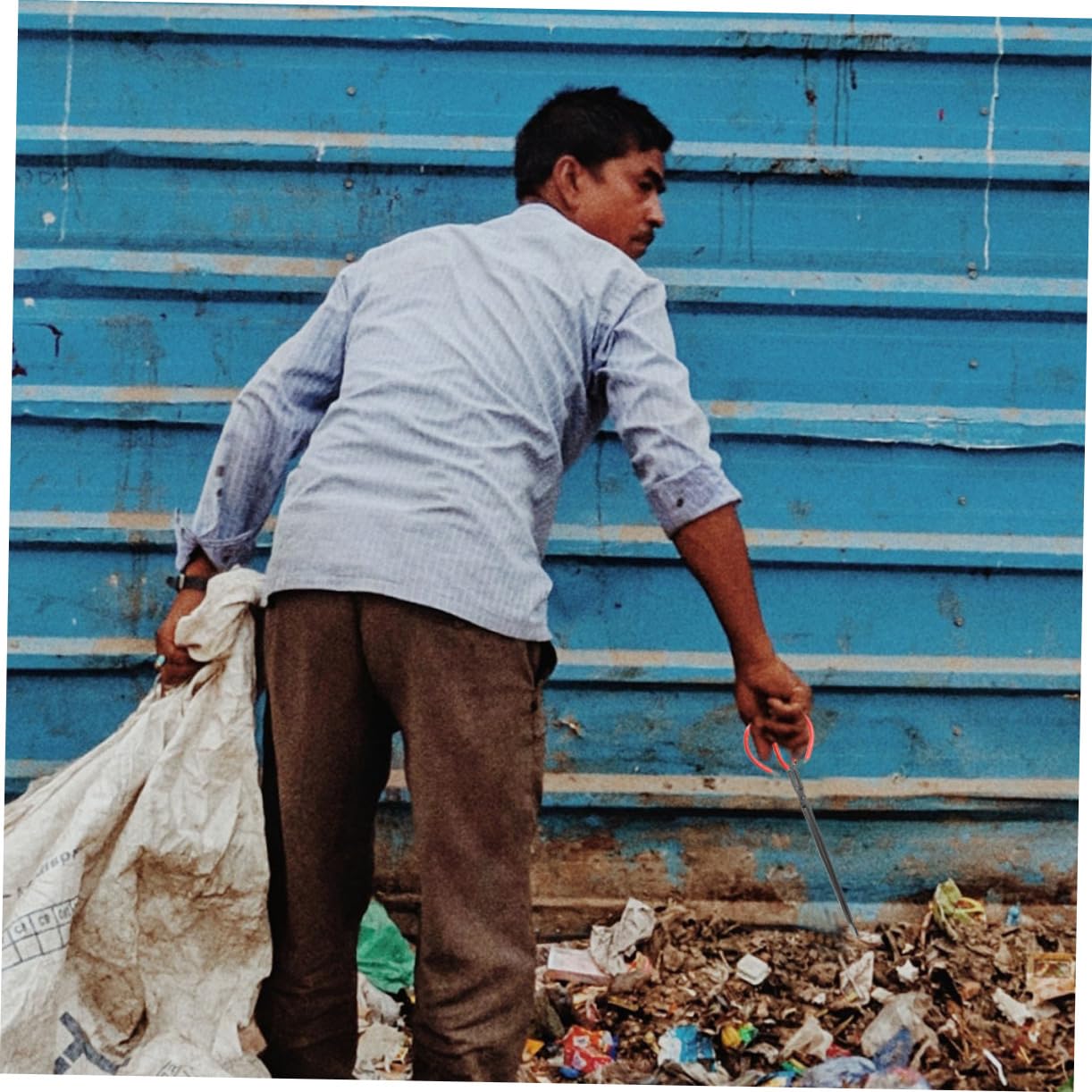 HAPINARY Reach Trash Stick Pickup Tool Small Trash Picker Grabber Sturdy Material for Home and Garden