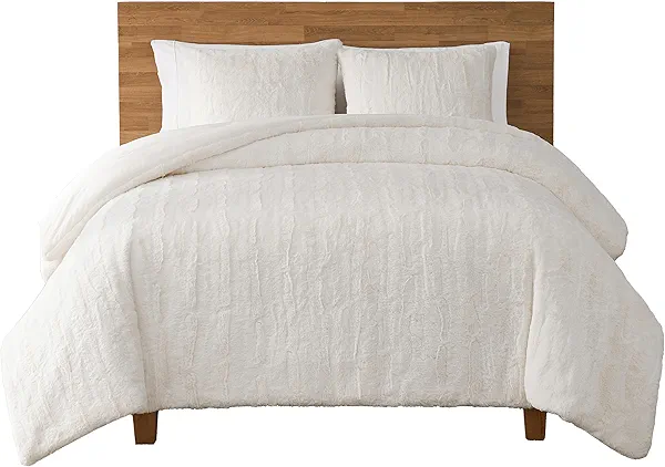 UGG 13712 Alondra King Comforter Set Soft Cozy Bedding Faux Fur Comforter and Two Pillow Shams Hotel Style Luxury Blanket Set for Bedroom Accents, King, Snow