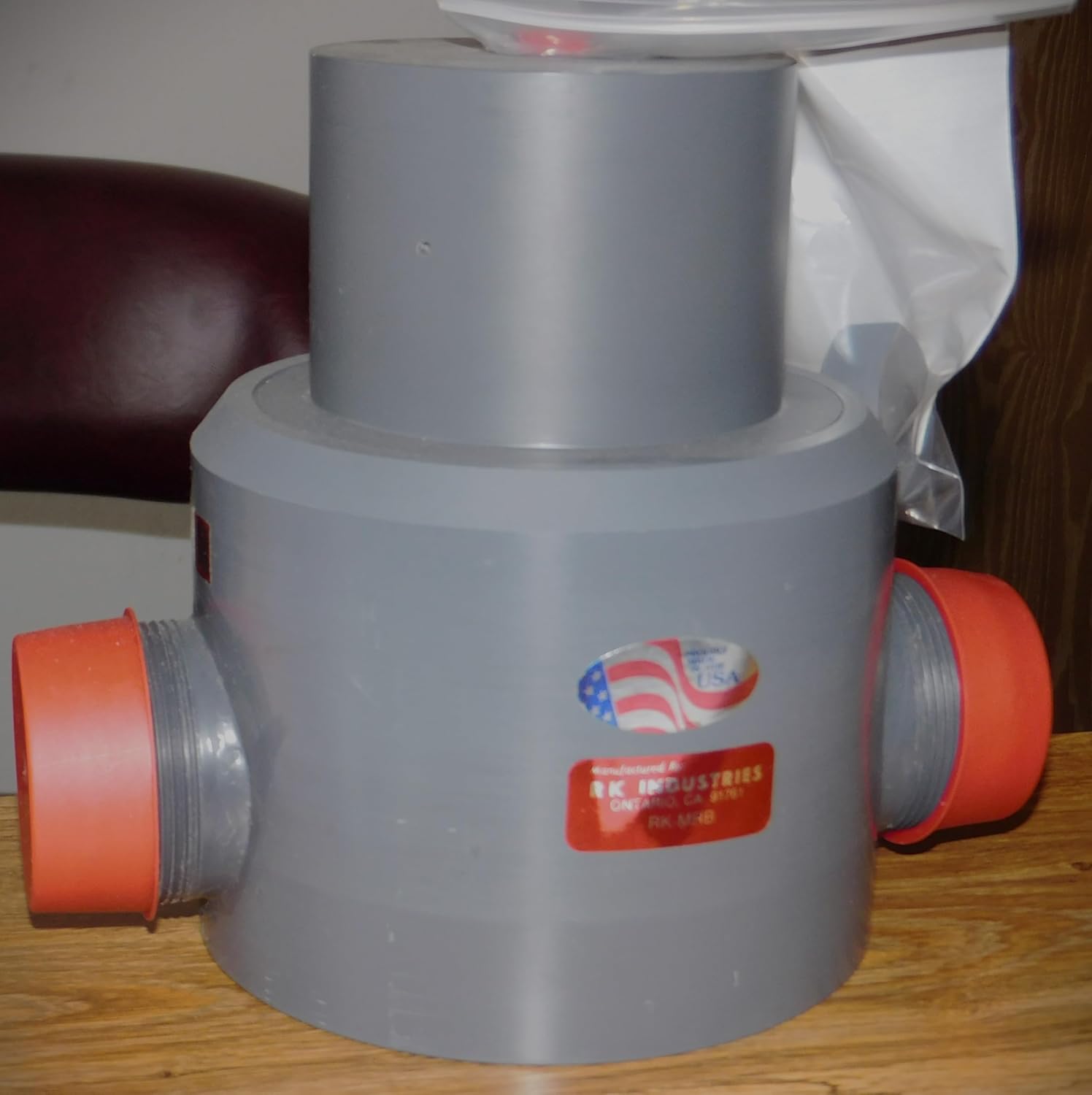 FPR Series 1.5" PVC Fluid Pressure Regulator, 5-100PSIG Range, Vacuum-150PSIG Upstream, FNPT EPDM Seals