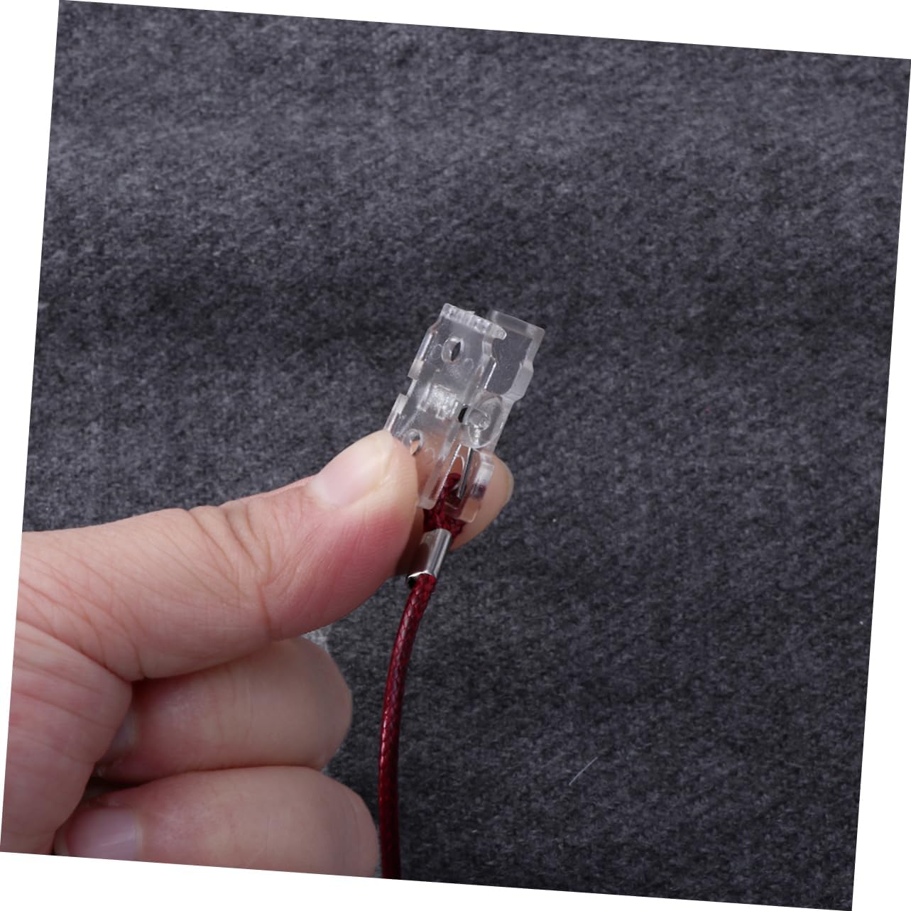 Adjustable Length Napkin Clips Set of 5 Flexible Napkin Holder for Dining Kitchen and Picnic Use Sturdy Plastic Durable Hold