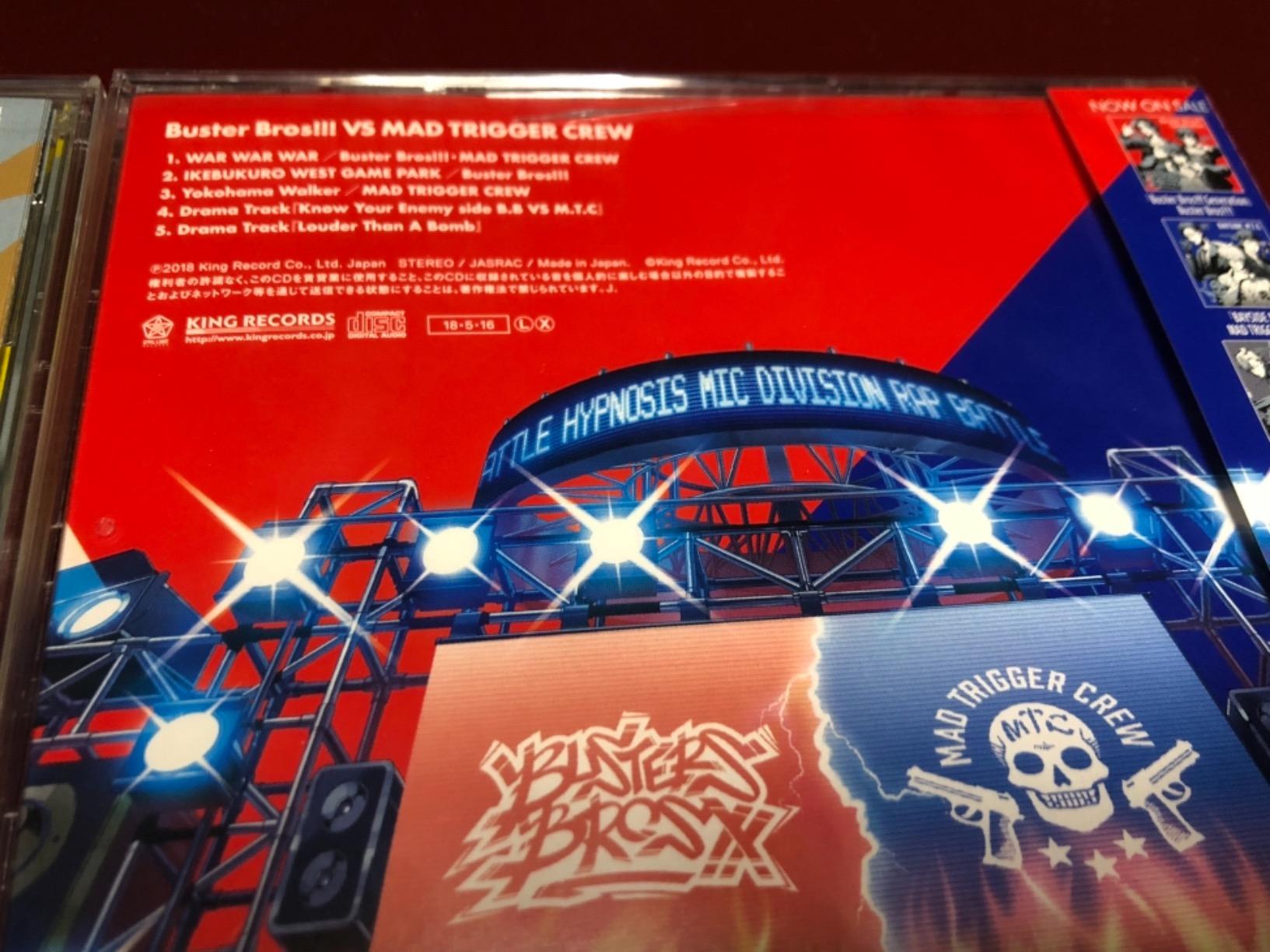 ケースが割れていました。