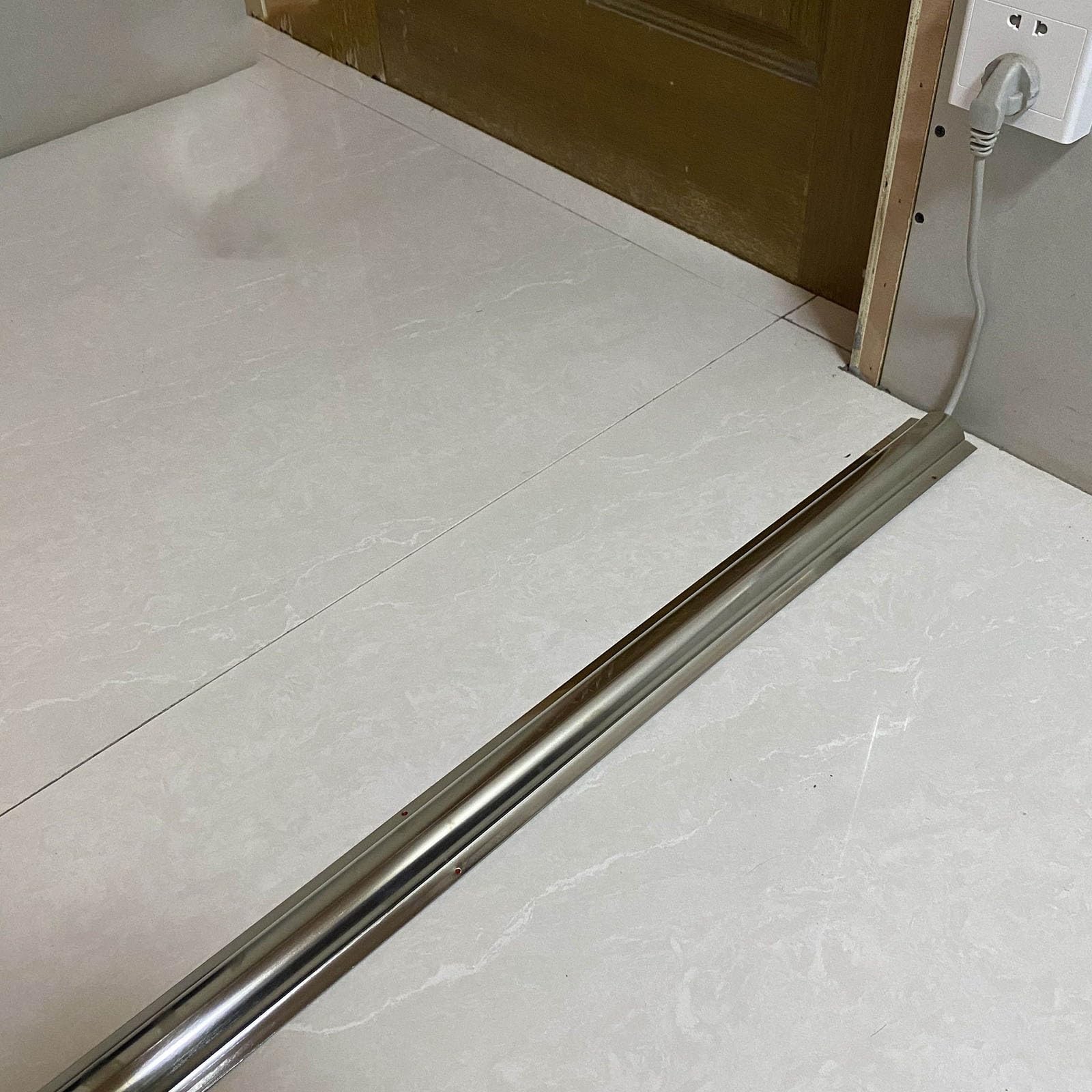 canaletta portacavi Addensare La Copertura Del Pavimento Del Cavo, Manica Di Protezione Del Cavo In Acciaio Inox Larghezza 53 60 80 100 Mm, Copertura Di Gestione Del Filo(W 53mm/2.1in,5 pcs)
