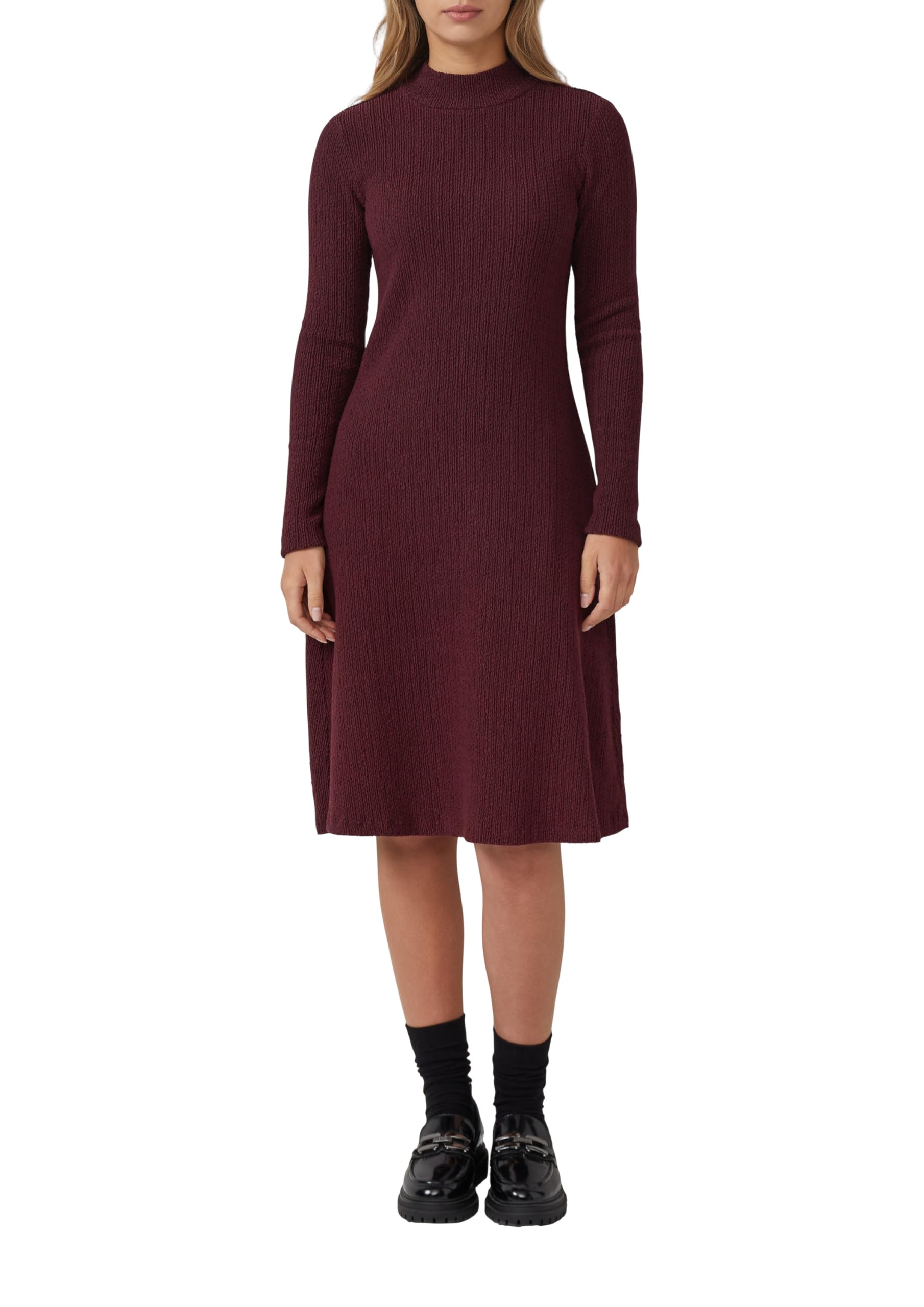 s.Oliver Strukturiertes Jerseykleid mit ausgestelltem Saum