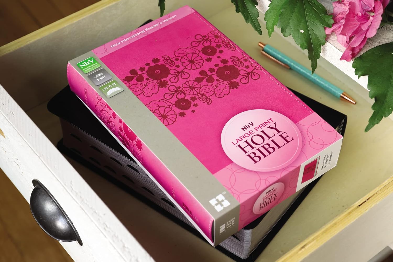 NIrV, Holy Bible, Large Print, Leathersoft, Pink - Image 3