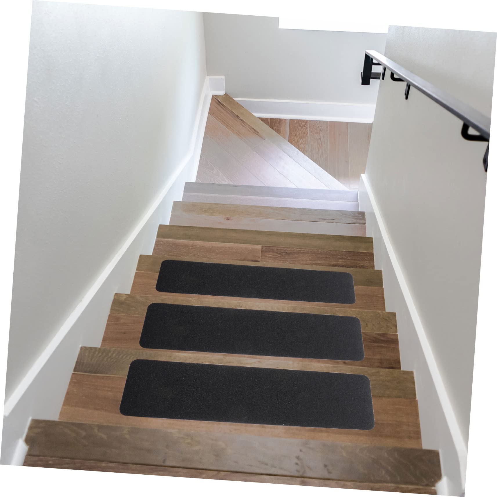 Nastro Antiscivolo in Pvc Nero, 4 Pezzi per Gradini | Scale Interne ed Esterne, Adatto a Adulti e Animali, Superficie Opaca Resistente
