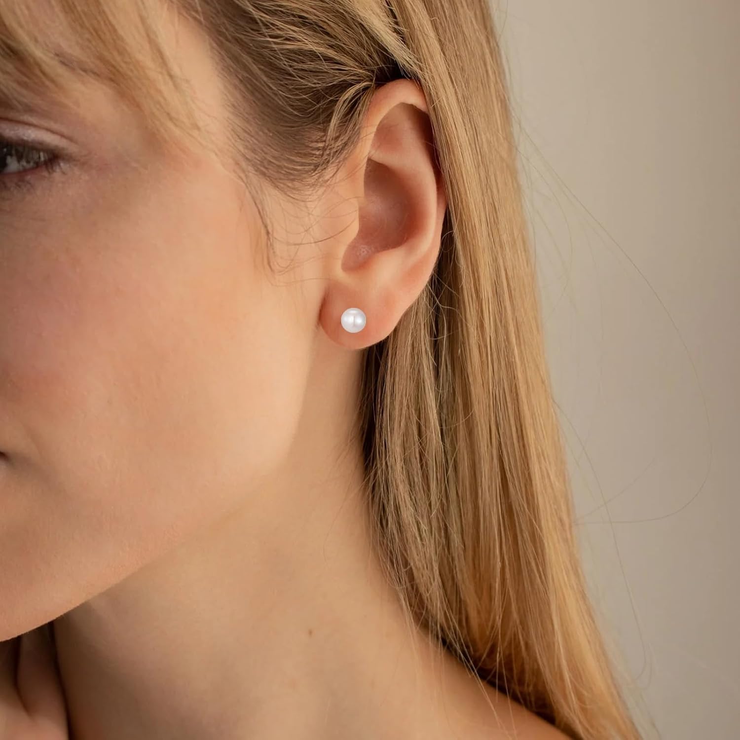 XYJZXY Pearl Stud Earrings for Women Round White Pearl Earrings - Image 4