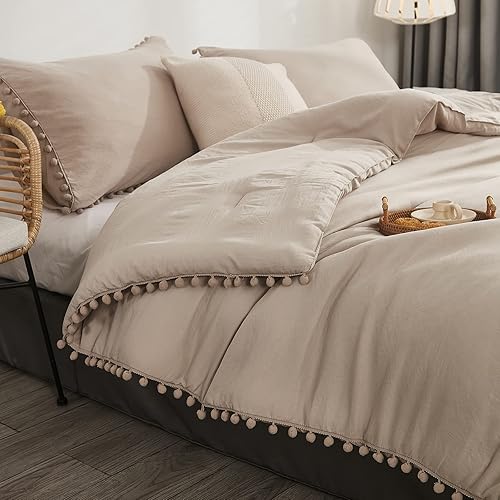 Miniatura 6 de Move Over Juego de edredón gris topo, edredón estético con pompones, diseño de bola, flecos, color caqui claro, suave, tamaño Queen, 1 edredón