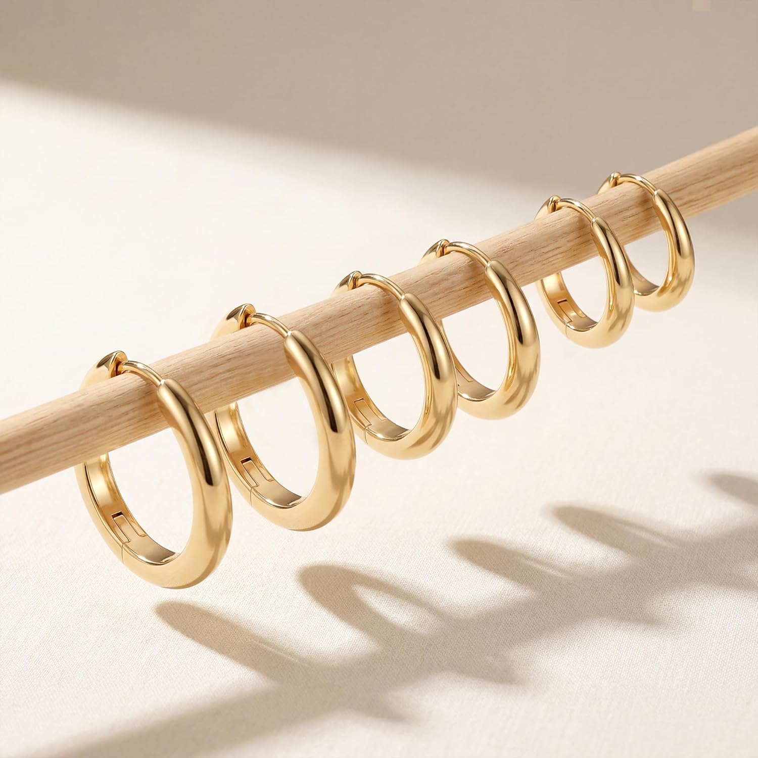 Gold Hoop Earrings 14K Gold Earrings for Women 14K Gold Hoop Earring for Women Hoops Tapered Curve Design Hoops Earring for Womens 13/18/ 22 MM
