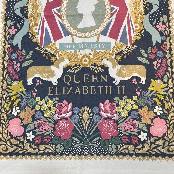 Amazon.co.jp: エリザベス女王 限定 追悼ティータオル プラチナ