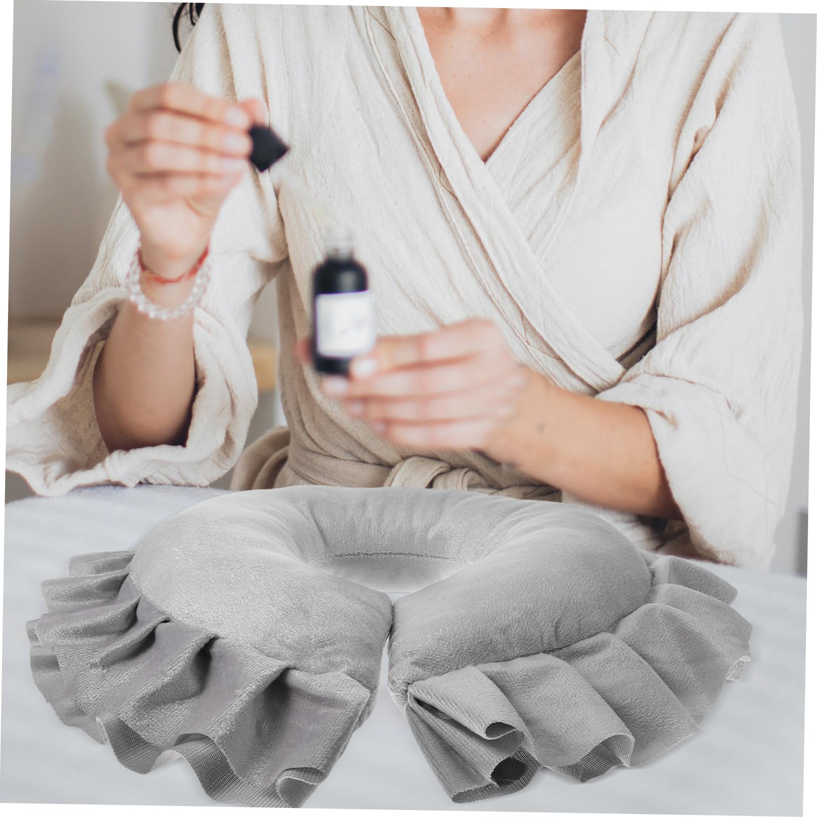 Gogogmee Massage Pillow Cradle Cushion for Spa Relaxation Comfortable Face Massage Pillow for Beauty Salon Durable Skin-friendly Easy-clean Design and Beauty Beds