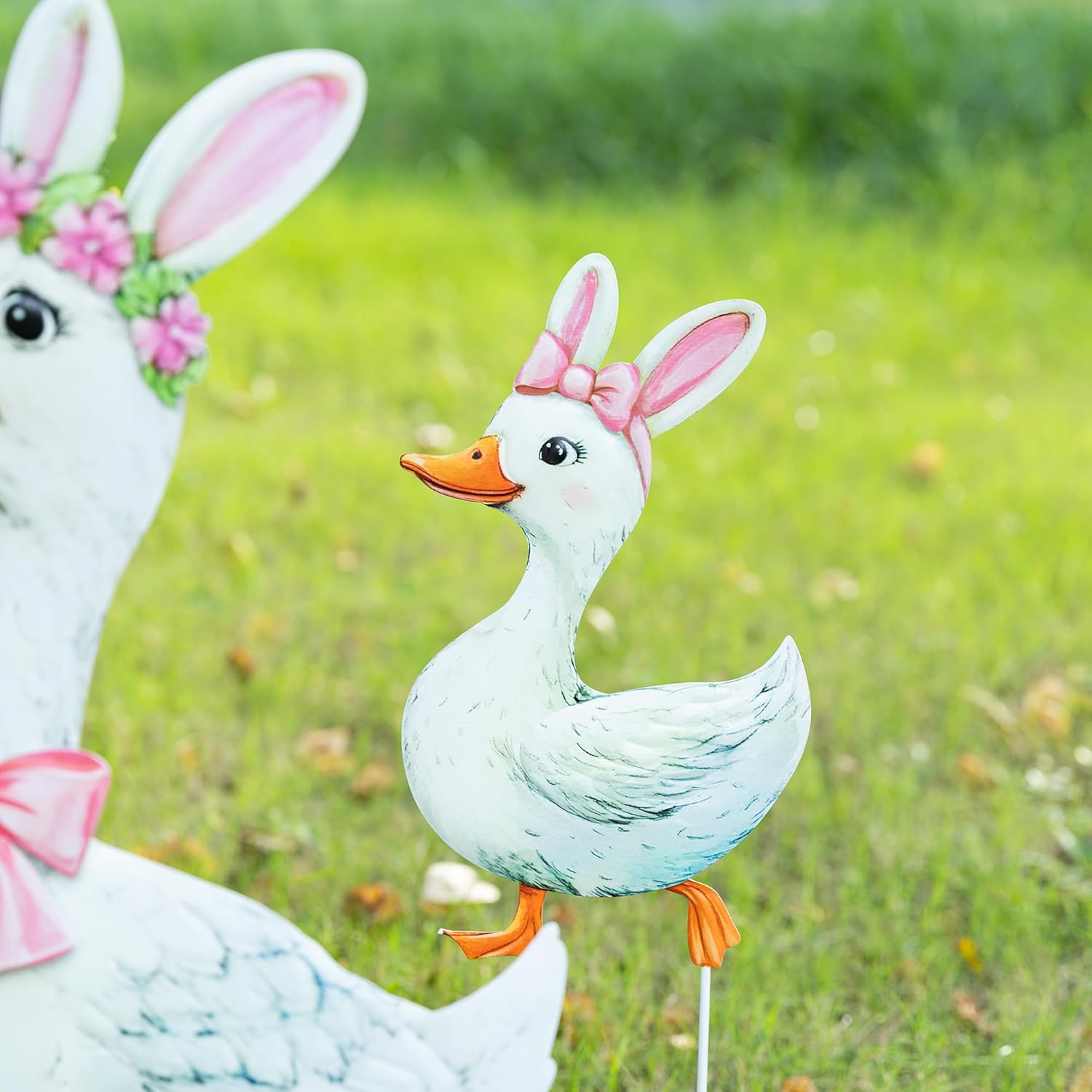 Glitzhome Easter Metal Duck Family Yard Stake Set of 3, Metal Duck Family Spring Wall Hanging Decor, Easter Outdoor Decorations Garden Stakes Yard Signs for Spring Outside Porch Lawn