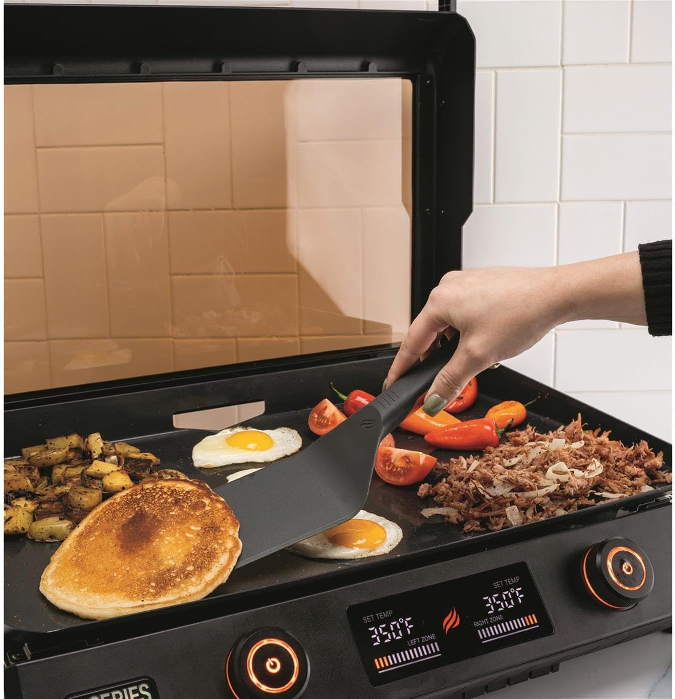 Blackstone 8202 E-Series 4-Piece Accessories Kit