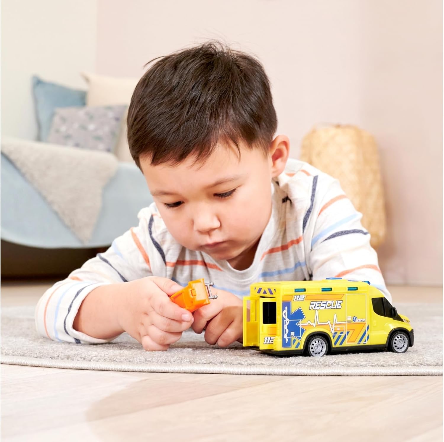Dickie Toys - Iveco Daily Ambulance (Yellow, 18 cm) - Rescue Vehicle with Light, Sound and Toy Accessories (Including Batteries), Toy Car for Children from 3 Years