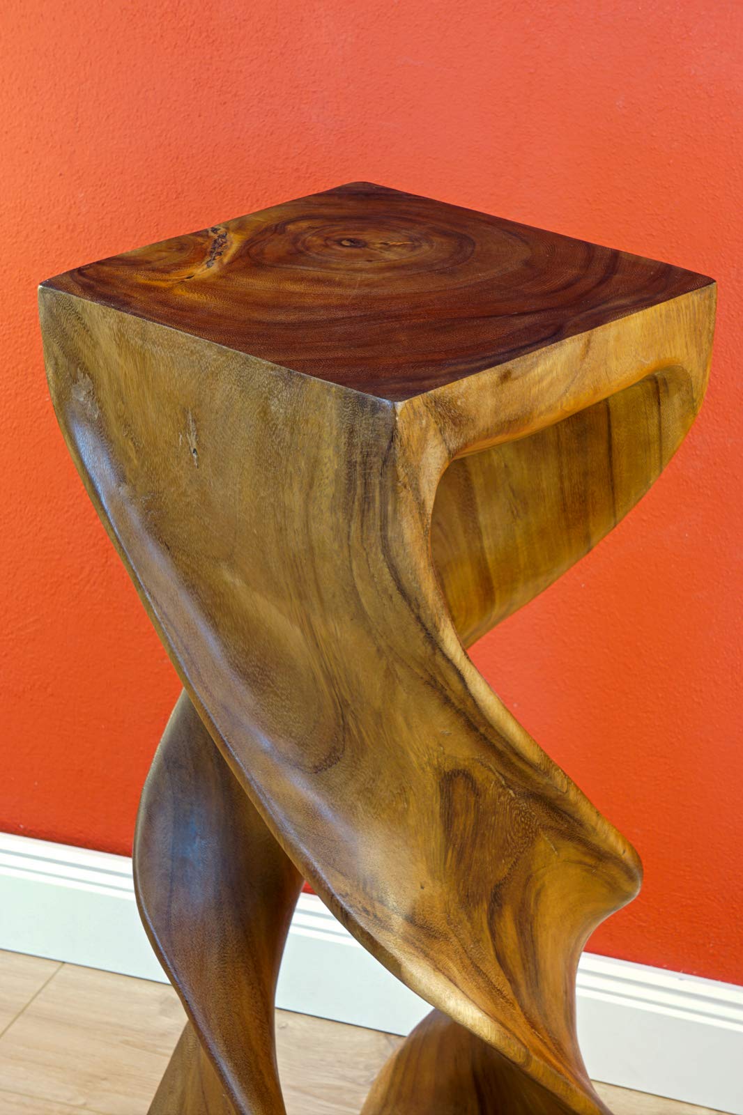 Kinaree Acacia bijzettafel Double Twist - 50 cm gedraaide houten kruk