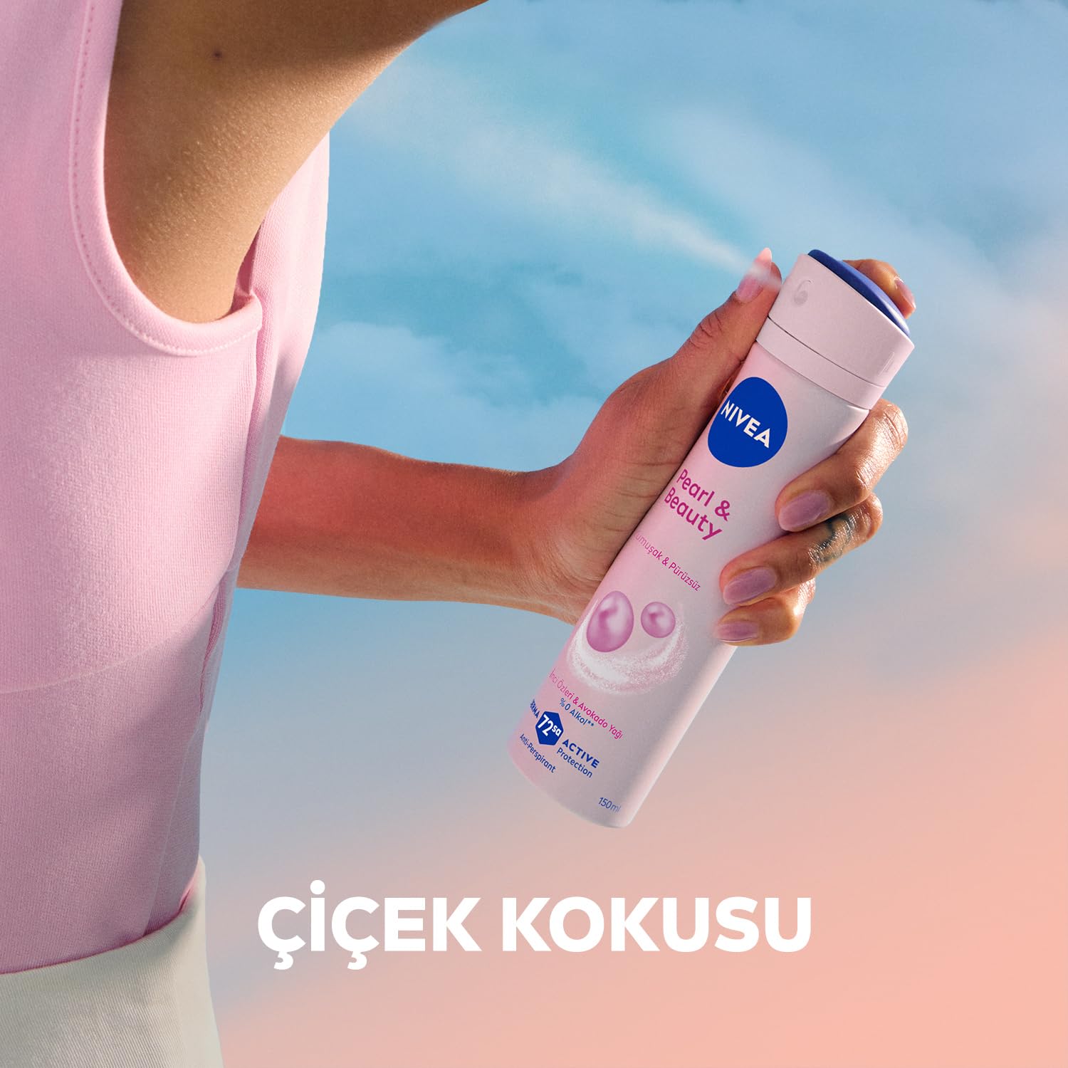 NIVEA Kadın Sprey Deodorant Pearl&Beauty 150 ml,72 Saat Terlemeye Karşı Anti Perspirant Koruma,Doğal İnci Özleri ve Avokado Yağı,Yumuşak,Pürüzsüz Koltuk Altı,Alkol İçermez