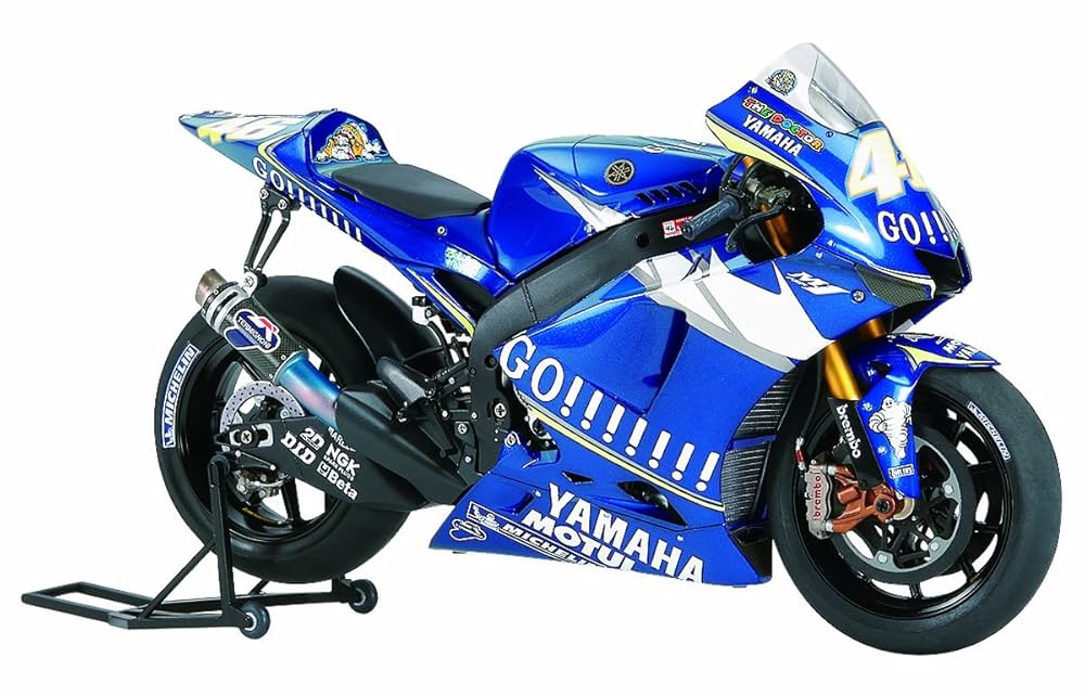 スポーツ MINICHANPS 1/12 YAMAHA YZR-M1 2005 スポーツ MINICHANPS 1/12 YAMAHA YZR-M1 2005 MINICHANPS 1/12