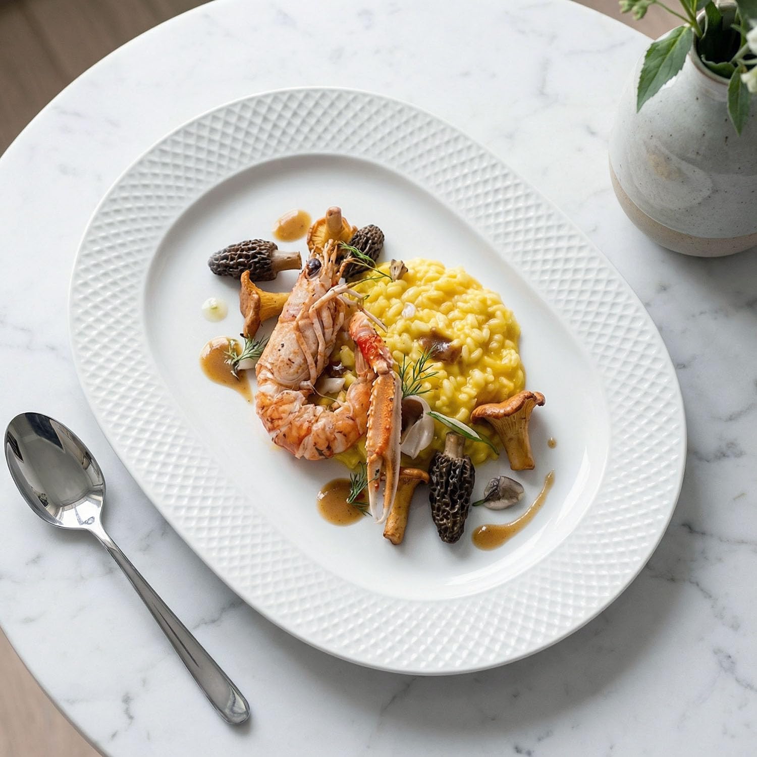 12-inch Ceramic Oval Plates (4-Piece Set): Dessert Plates, White Stackable Salad Plates, Appetizer Plates, Dinner Plates. Suitable for steak, bread, salads, desserts, etc.