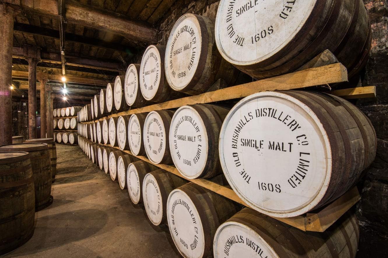 Amazon.co.jp: [グラス付きカートン]Bushmills ブッシュミルズ
