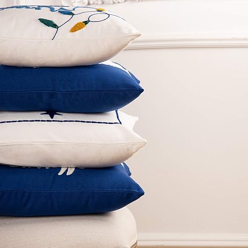 Miniatura 6 de Phantoscope Juego de 4 fundas de almohada decorativas de lona de algodón con letras bordadas, Papá Noel, alce, funda de cojín para sofá de Navidad,