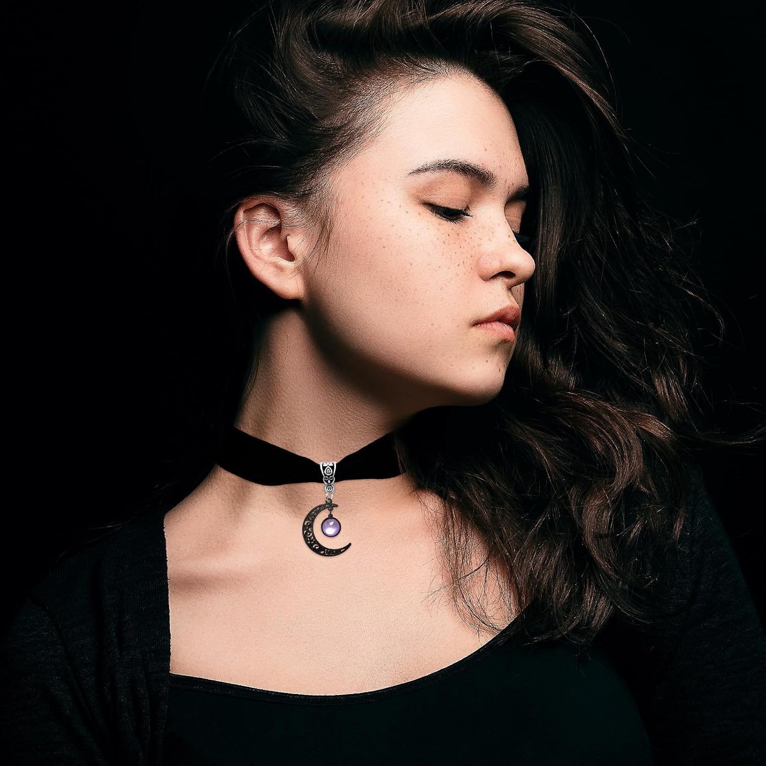 Gothic Black Velvet Moon Crystal Choker Necklace for Women,Black Choker Moon Necklace Vintage Punk Crescent Necklaces Goth Jewelry Witch Costume Accessories