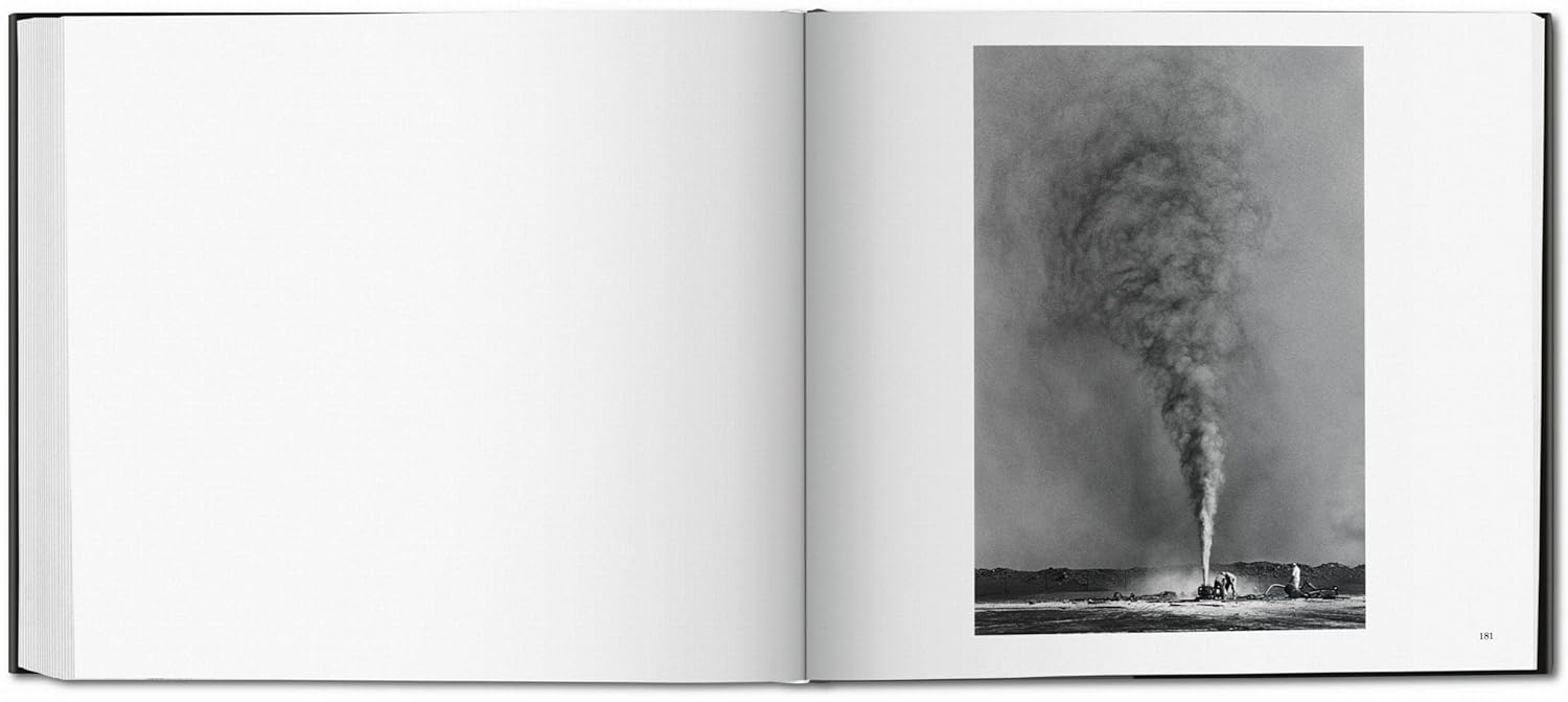 Sebastião Salgado. Kuwait. A Desert on Fire - Image 12