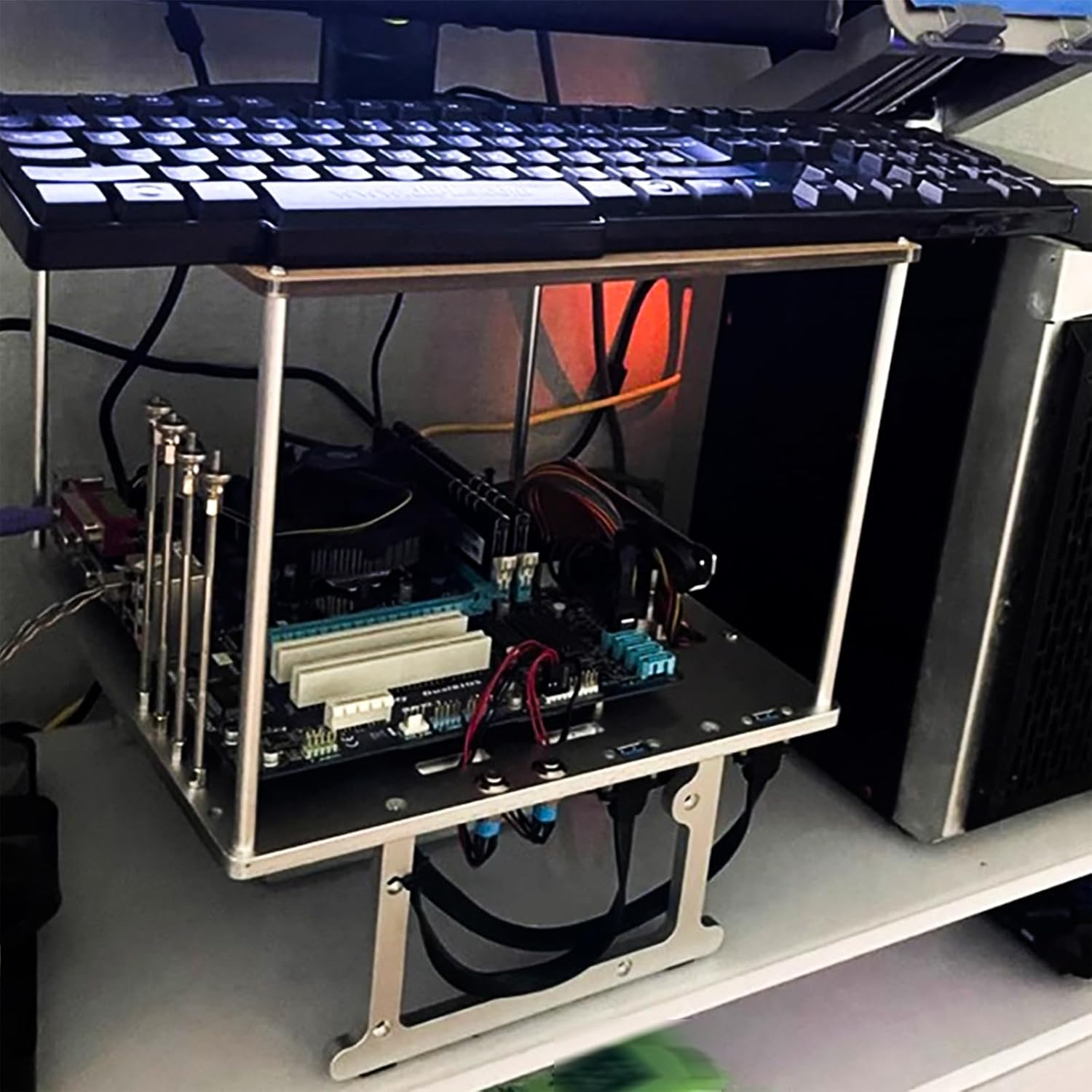 Open Air Frame Computer Case PC Test Bench Aluminum Computer Cases Shell, Support Installation of Water Cooling Devices Compatible with ITX/MATX/ATX Motherboards(ATX Motherboard)